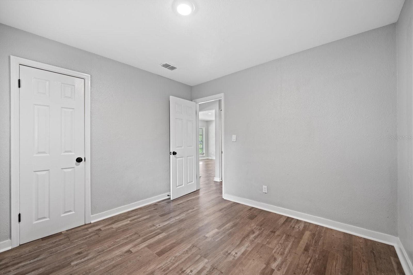 Single Family Residence at 305 E BOUGAINVILLEA AVE, TAMPA, photo 13 of 22