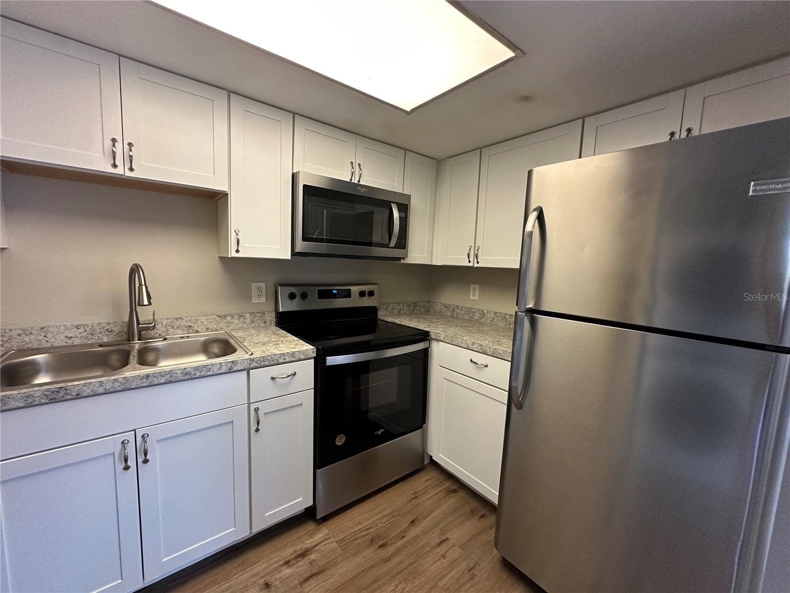 Kitchen - 6060 VILLAGE CIR #6060, ORLANDO