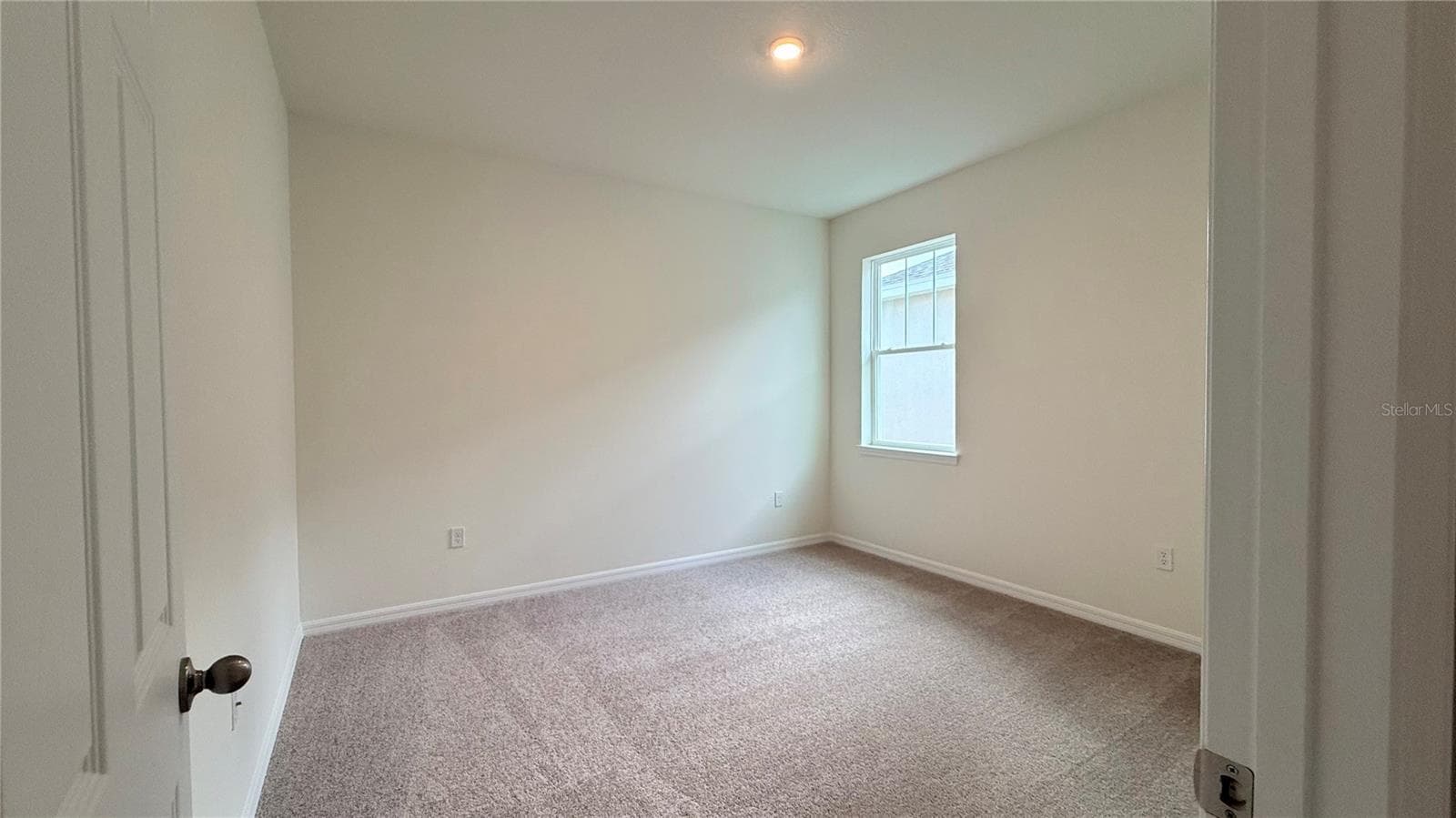 Single Family Residence at 2334 SELENIA ST, LAKE ALFRED, photo 4 of 21