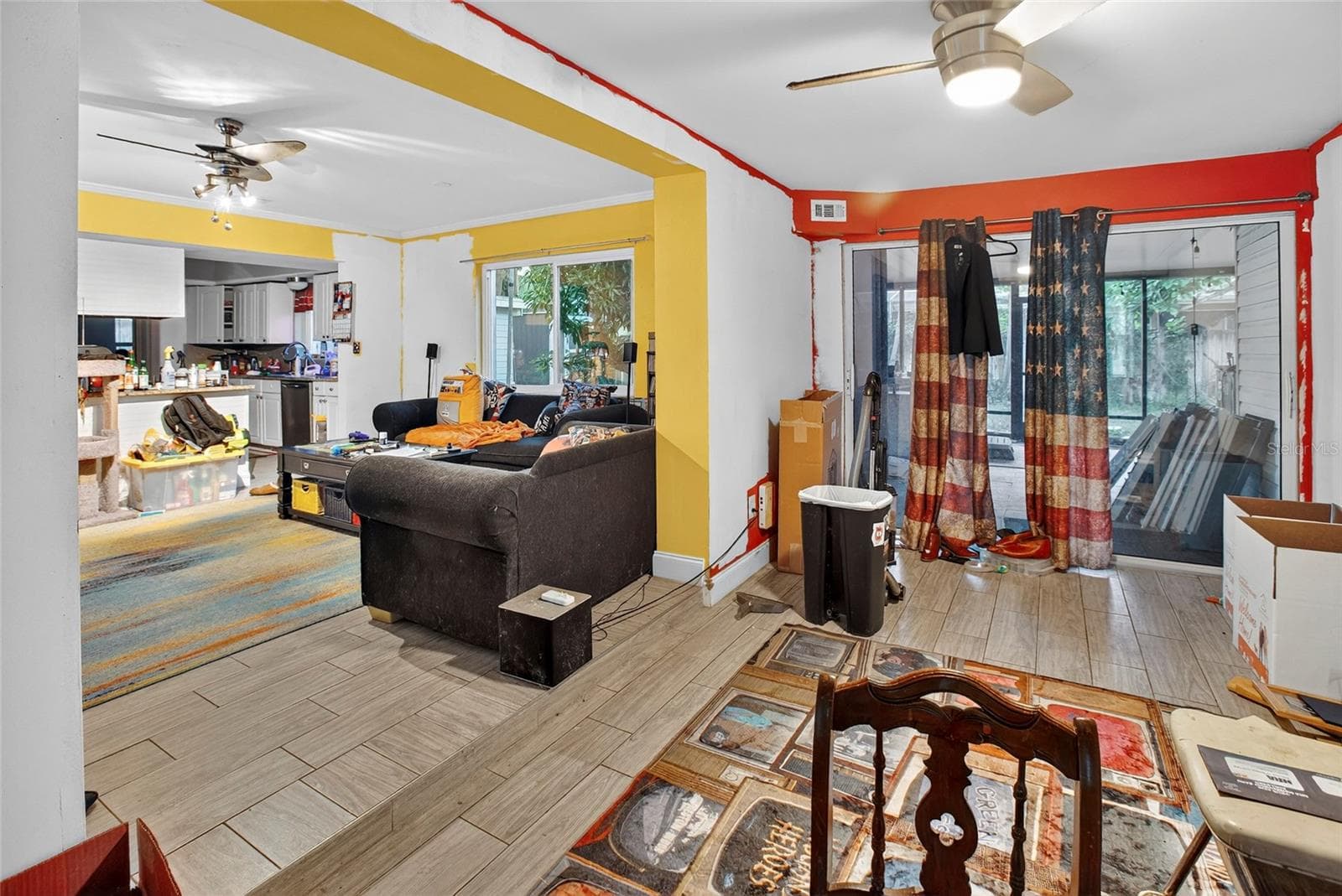 Single Family Residence at 7800 11TH ST N, ST PETERSBURG, photo 6 of 20