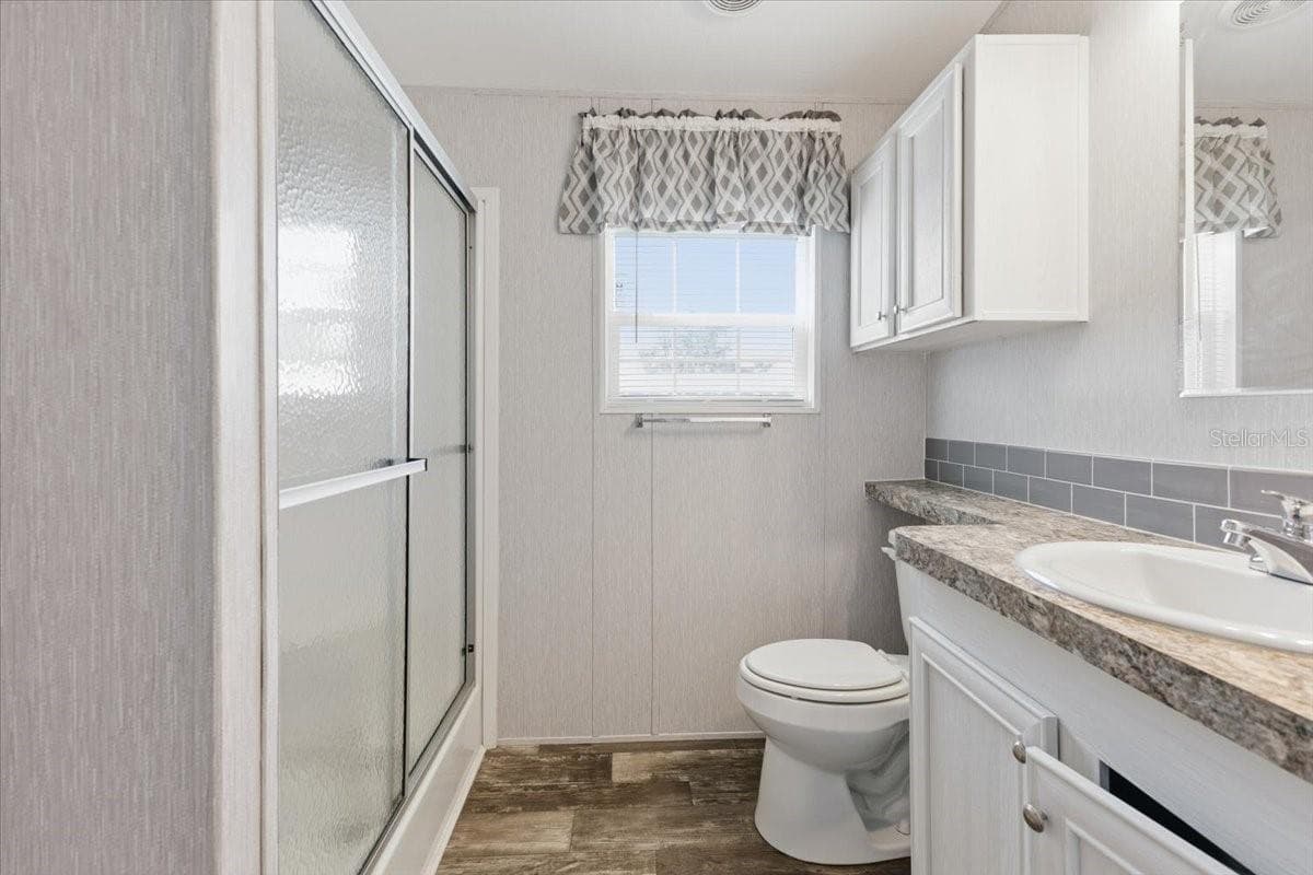 Manufactured Home at 1800 ENGLEWOOD RD #166, ENGLEWOOD, photo 19 of 34