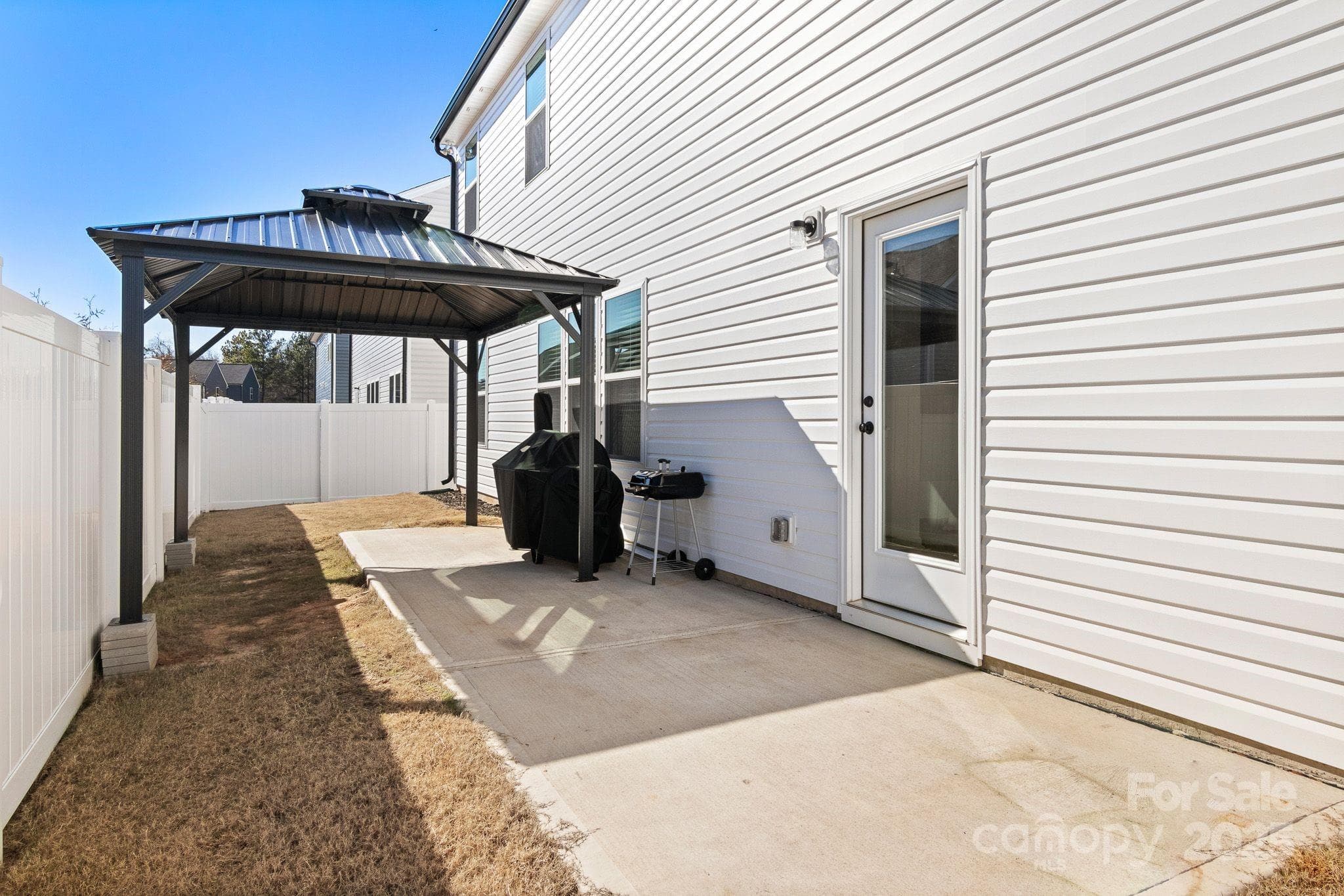 Single Family Residence at 838 Foxglove Lane, York, photo 44 of 44