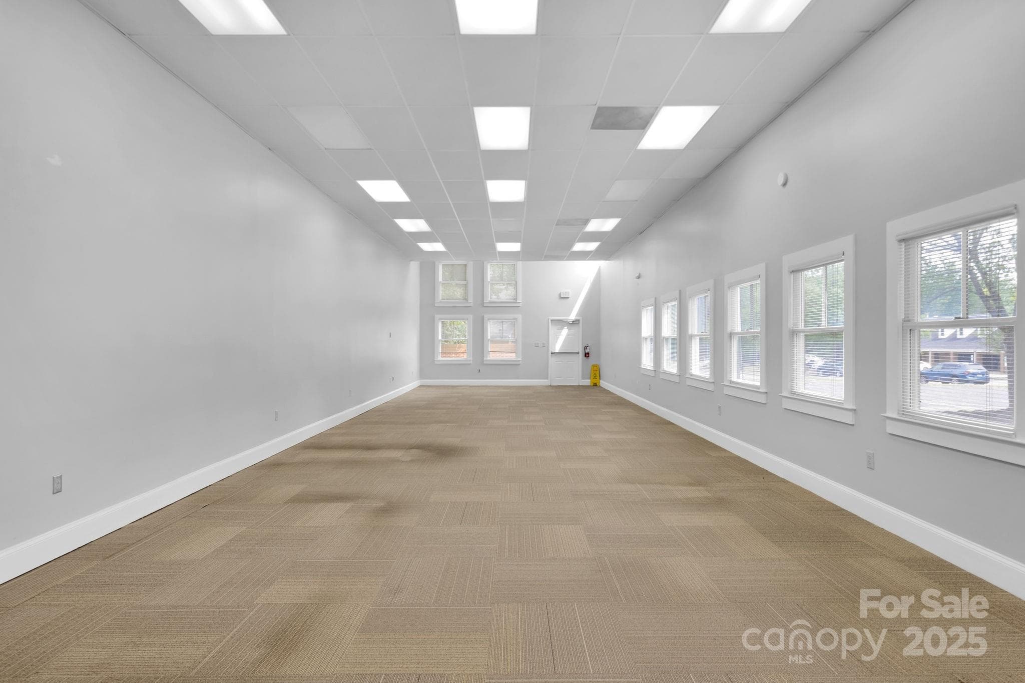 this area is all wide opened with high ceilings - 1201 Colonial Commons Court, Lancaster
