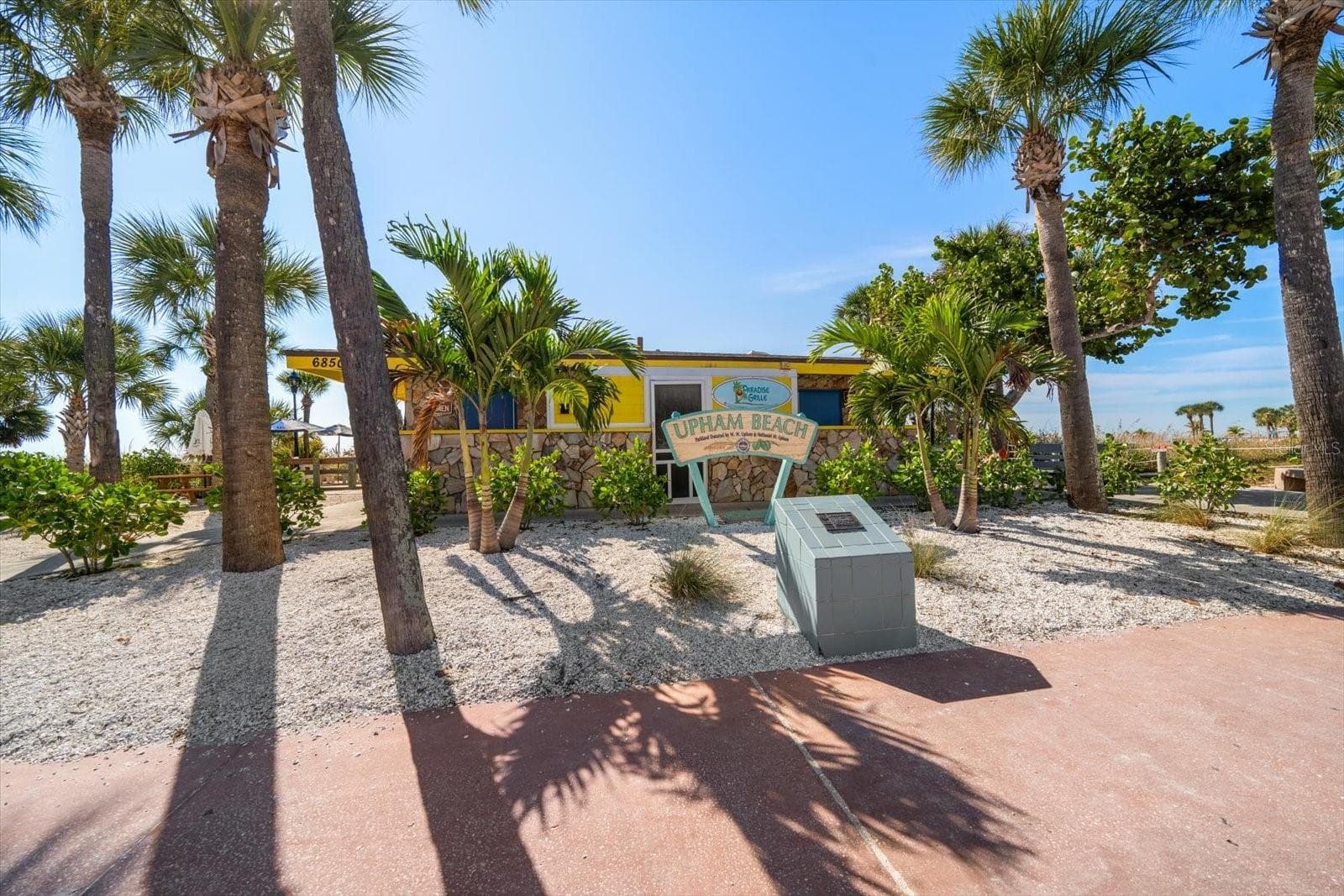 Upham Beach Paradise Grill - 7050 SUNSET WAY #6, ST PETE BEACH