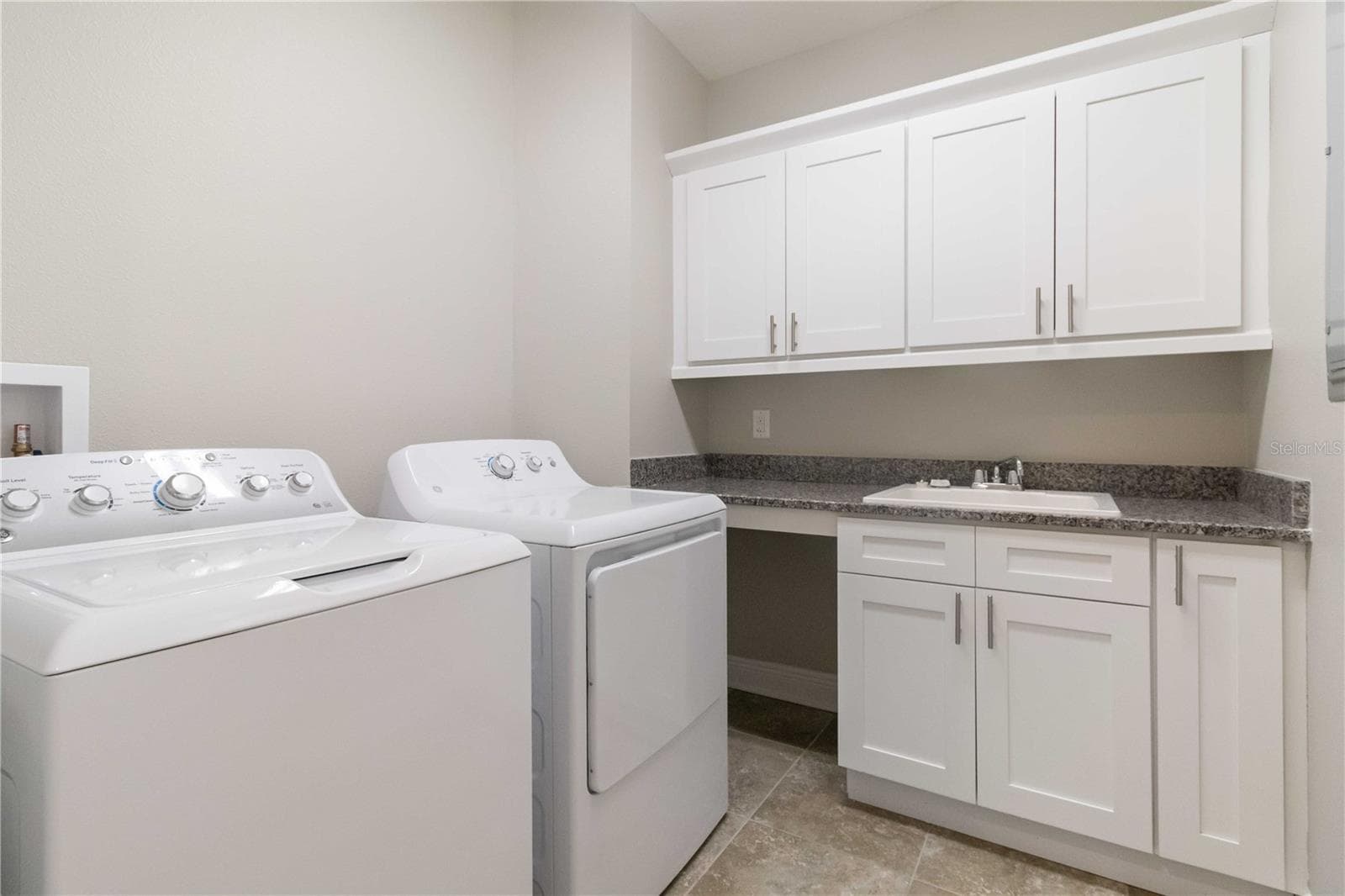 Laundry Room with Sink - 3418 79TH STREET CIR W #101, BRADENTON