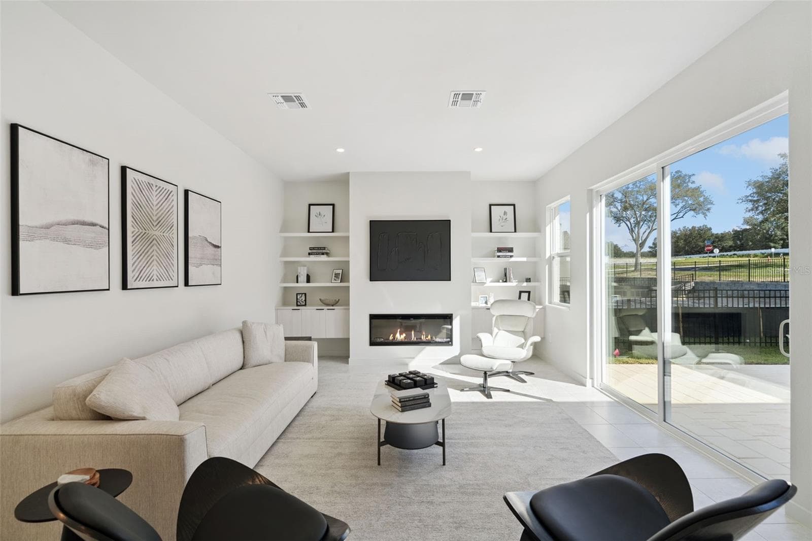 Single Family Residence at 438 SKYFIELD CT, LADY LAKE, photo 15 of 44