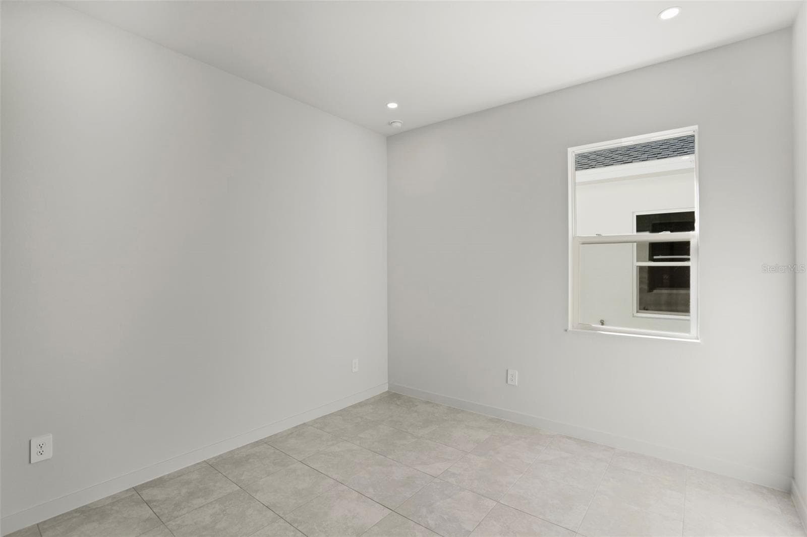 Single Family Residence at 438 SKYFIELD CT, LADY LAKE, photo 26 of 44
