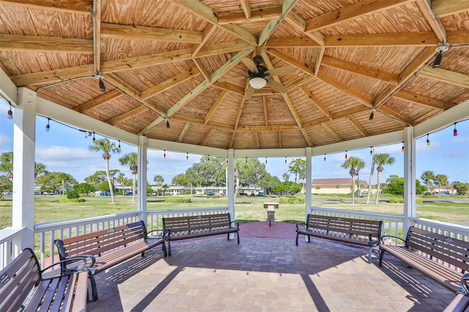 The Gazebo - 1811 BEDFORD LN #153, SUN CITY CENTER