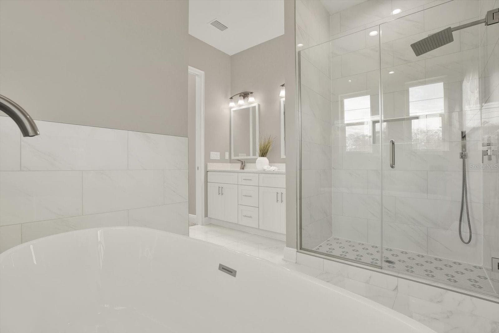 Townhouse at 3847 SEENA MANOR CT, TAMPA, photo 27 of 46