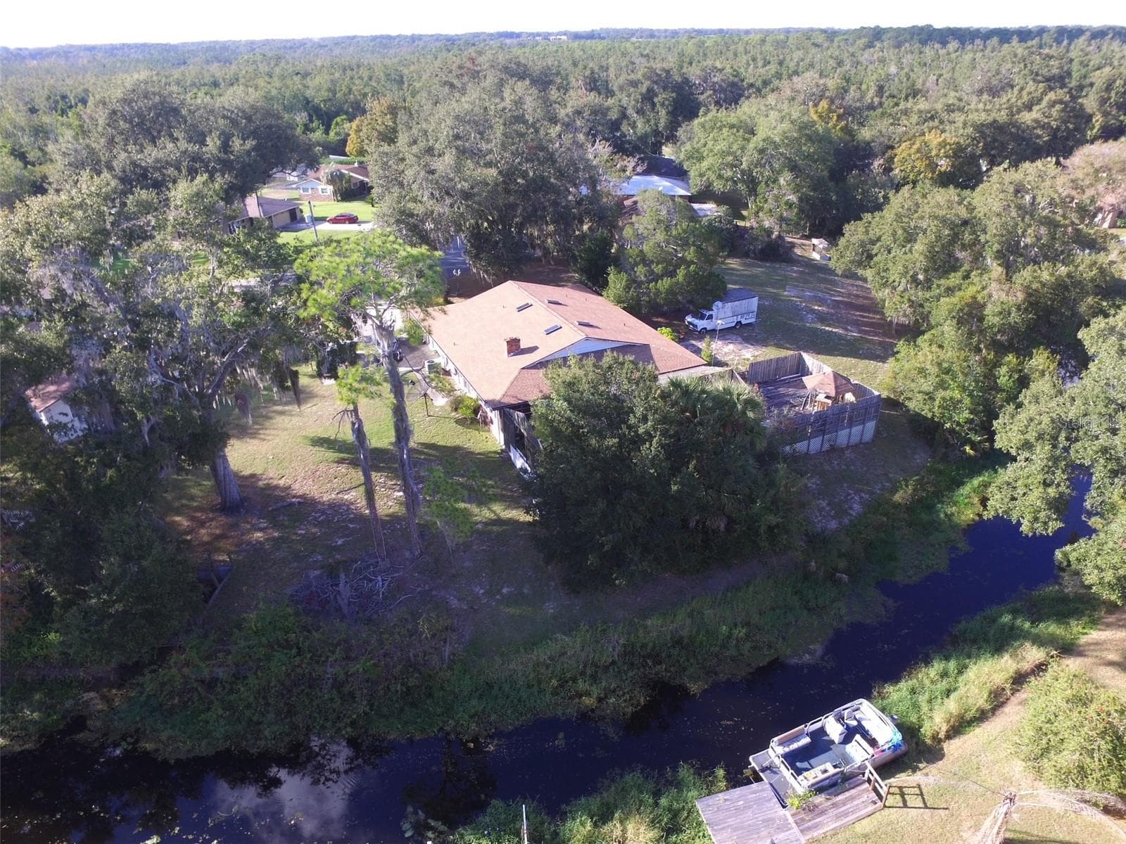 Canal Side Aerial - 35412 CRESCENT DR, FRUITLAND PARK