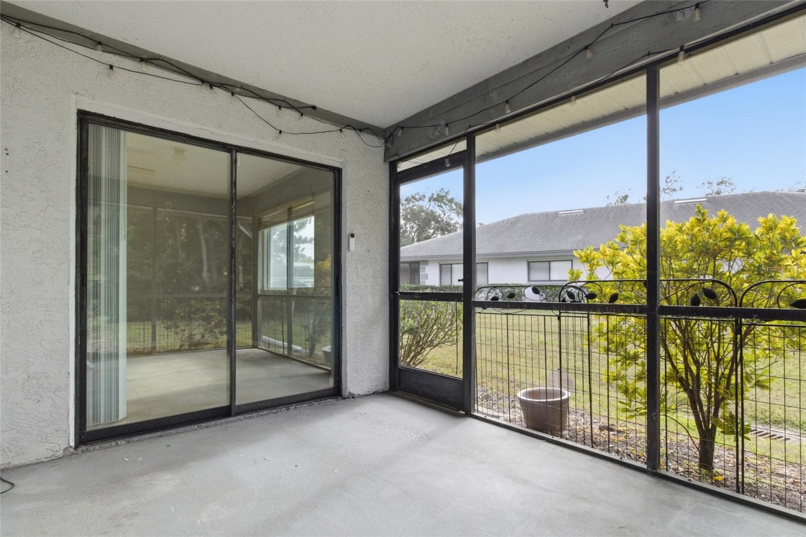 Lanai - 2701 COUNTRYSIDE BLVD #102, CLEARWATER