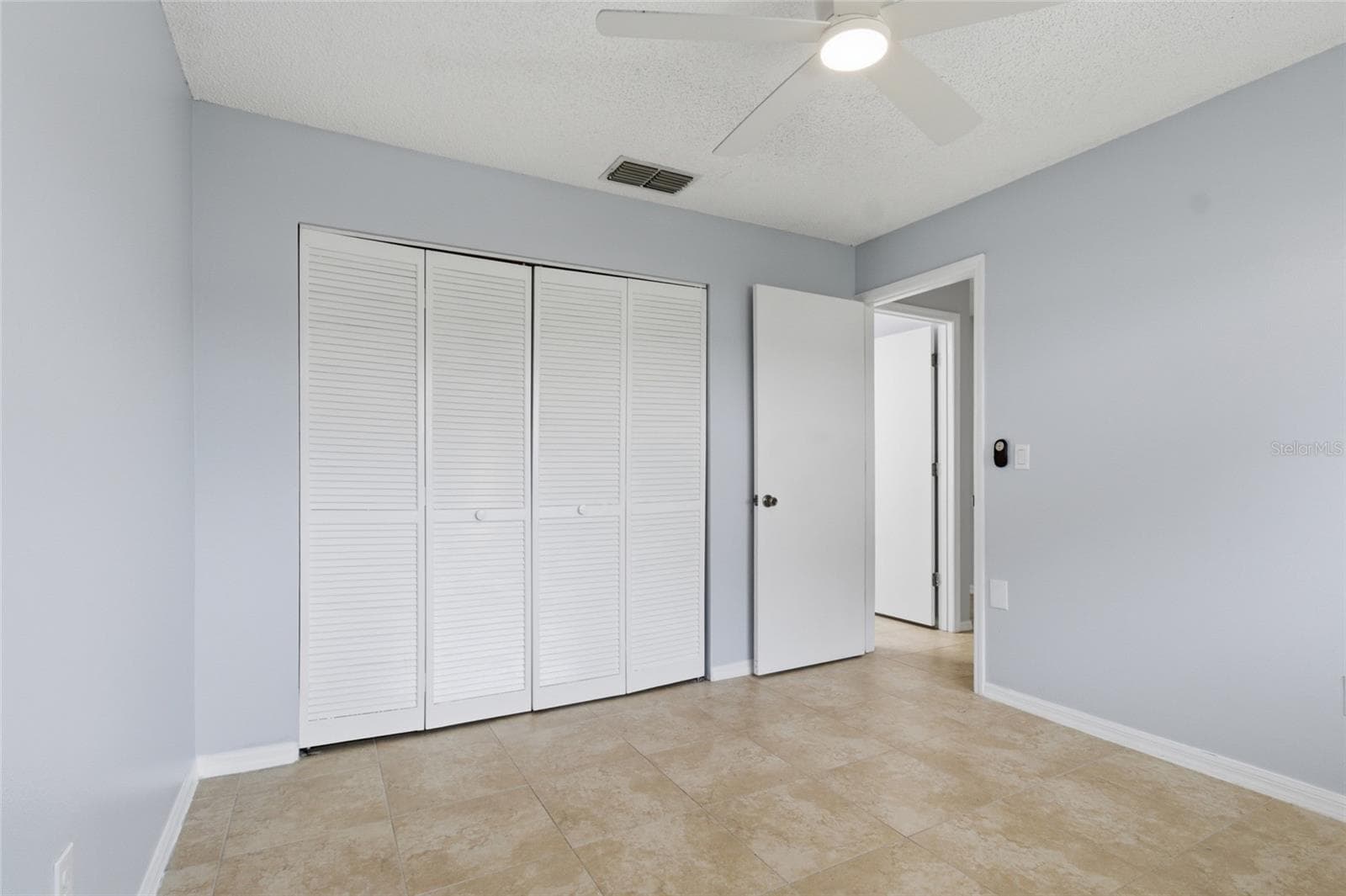 Bdrm 2 - 2701 COUNTRYSIDE BLVD #102, CLEARWATER