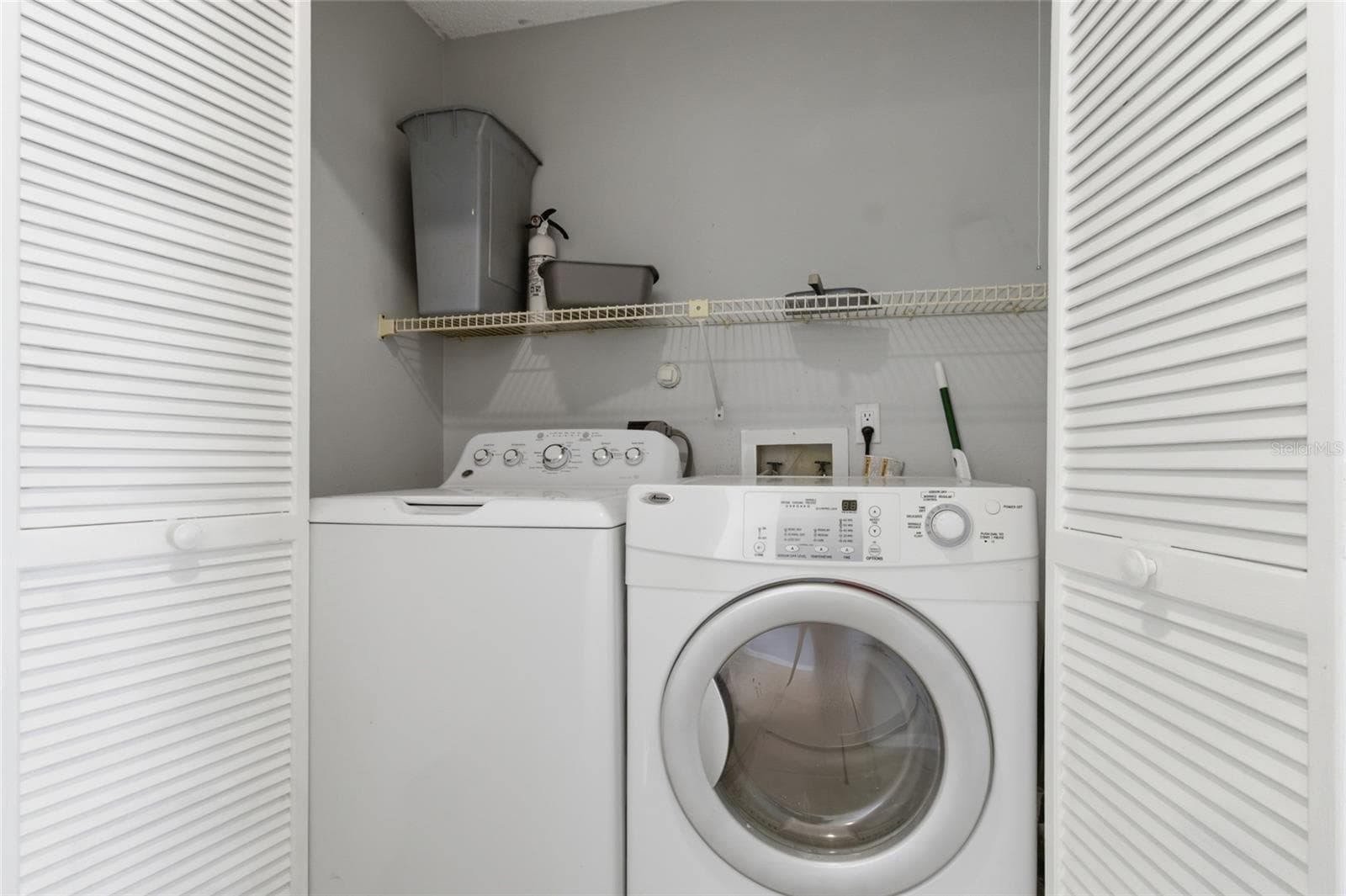 Laundry - 2701 COUNTRYSIDE BLVD #102, CLEARWATER