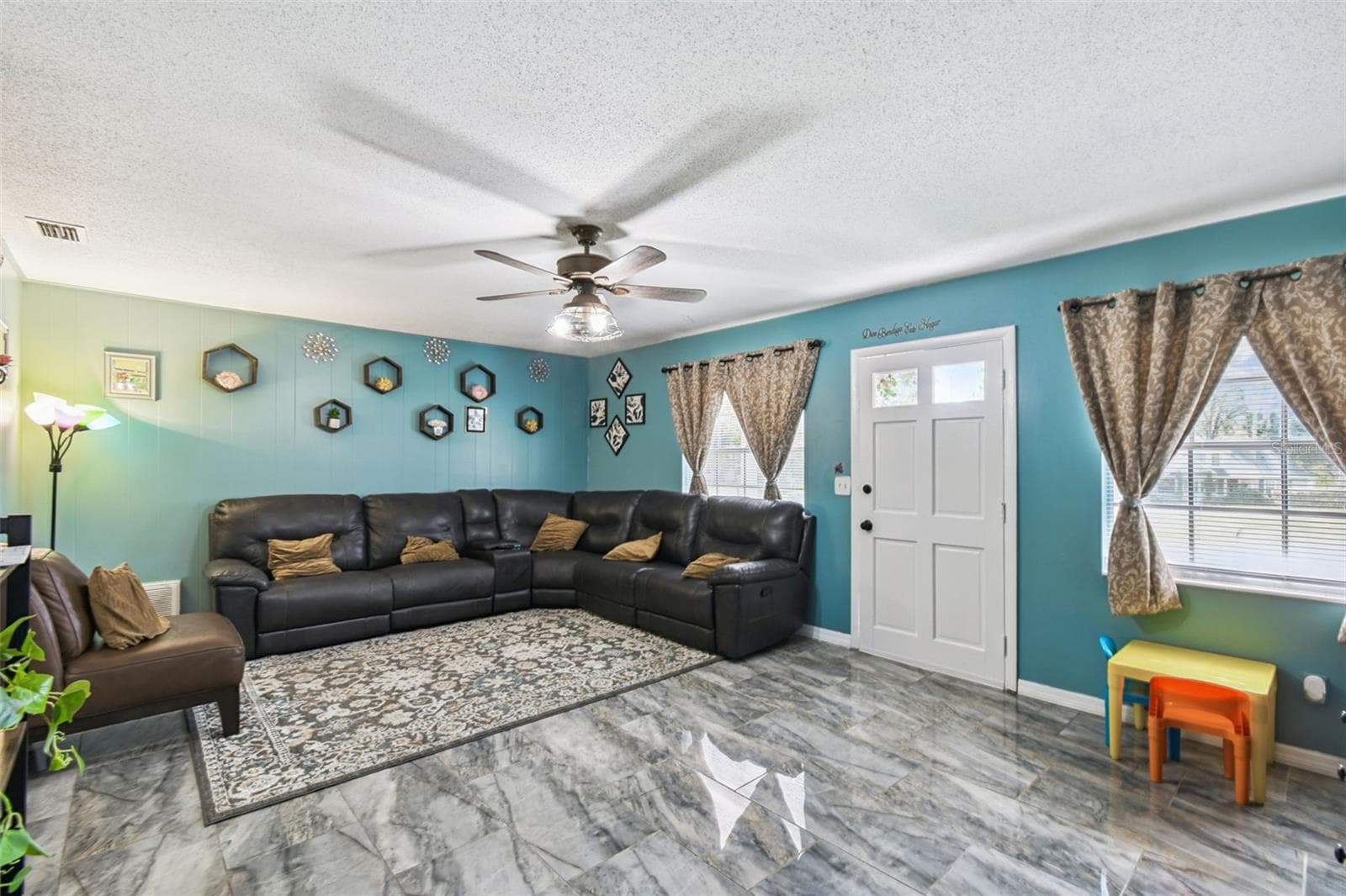 Single Family Residence at 25309 CARNOUSTIE DR, SORRENTO, photo 4 of 49