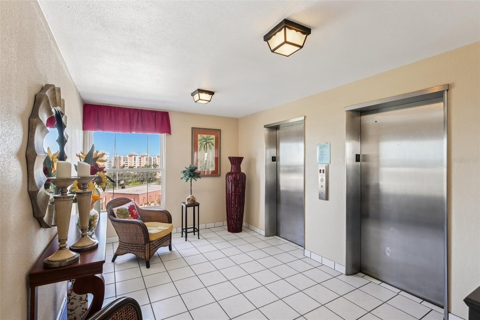 Condominium at 5108 BRITTANY DR S #805, ST PETERSBURG, photo 21 of 28