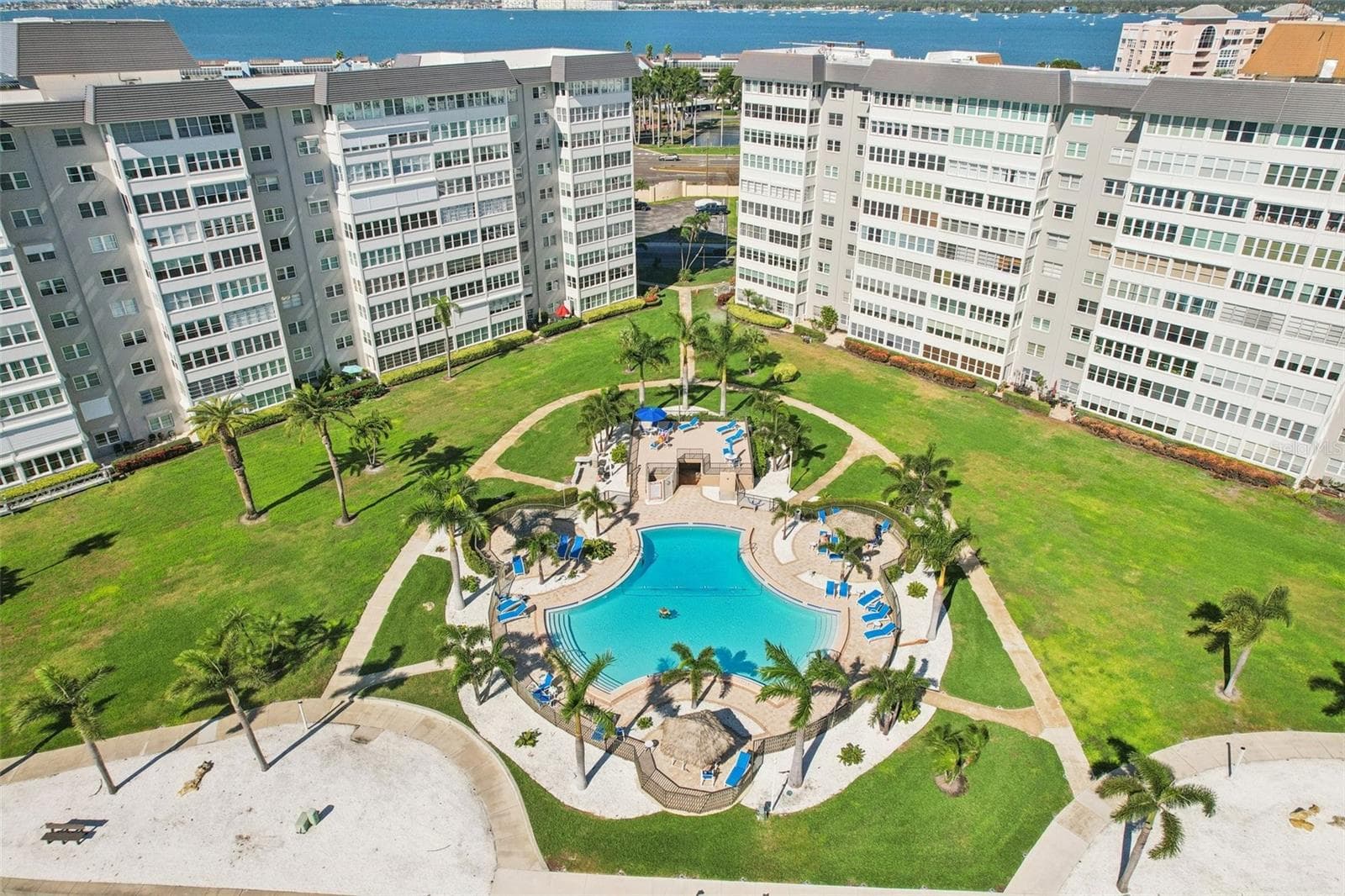 Condominium at 5108 BRITTANY DR S #805, ST PETERSBURG, photo 23 of 28