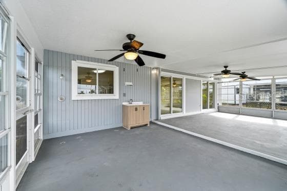 LANAI POOL SHOWER & VANITY SINK - 4127 GARDNER DR, PORT CHARLOTTE