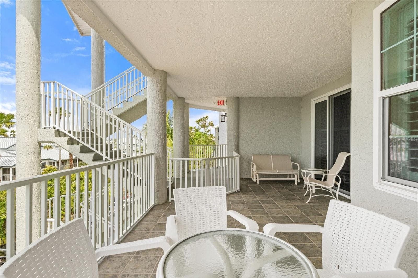 Condominium at 1260 DOLPHIN BAY WAY #404, SARASOTA, photo 4 of 51