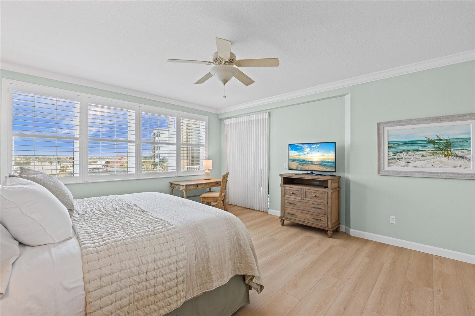 Condominium at 1260 DOLPHIN BAY WAY #404, SARASOTA, photo 29 of 51