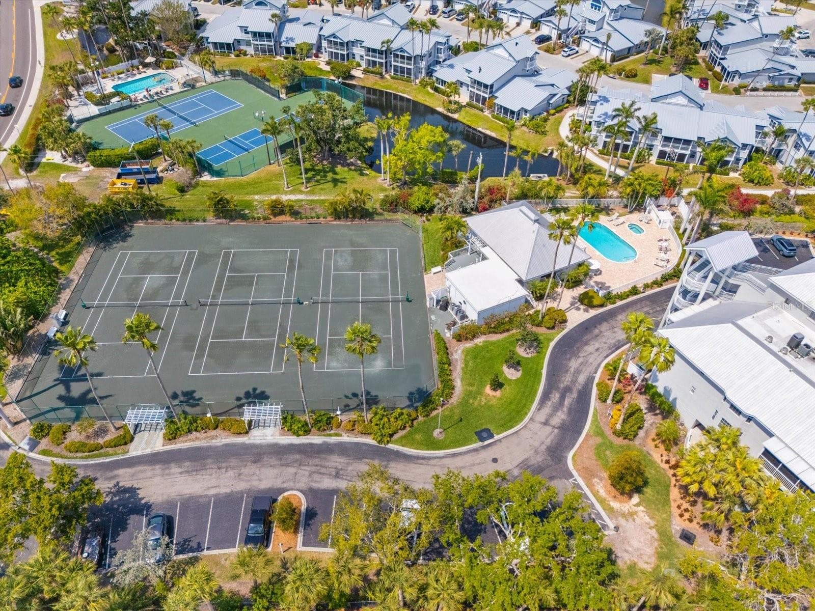 Condominium at 1260 DOLPHIN BAY WAY #404, SARASOTA, photo 39 of 51