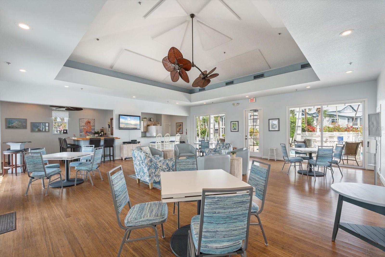Condominium at 1260 DOLPHIN BAY WAY #404, SARASOTA, photo 41 of 51