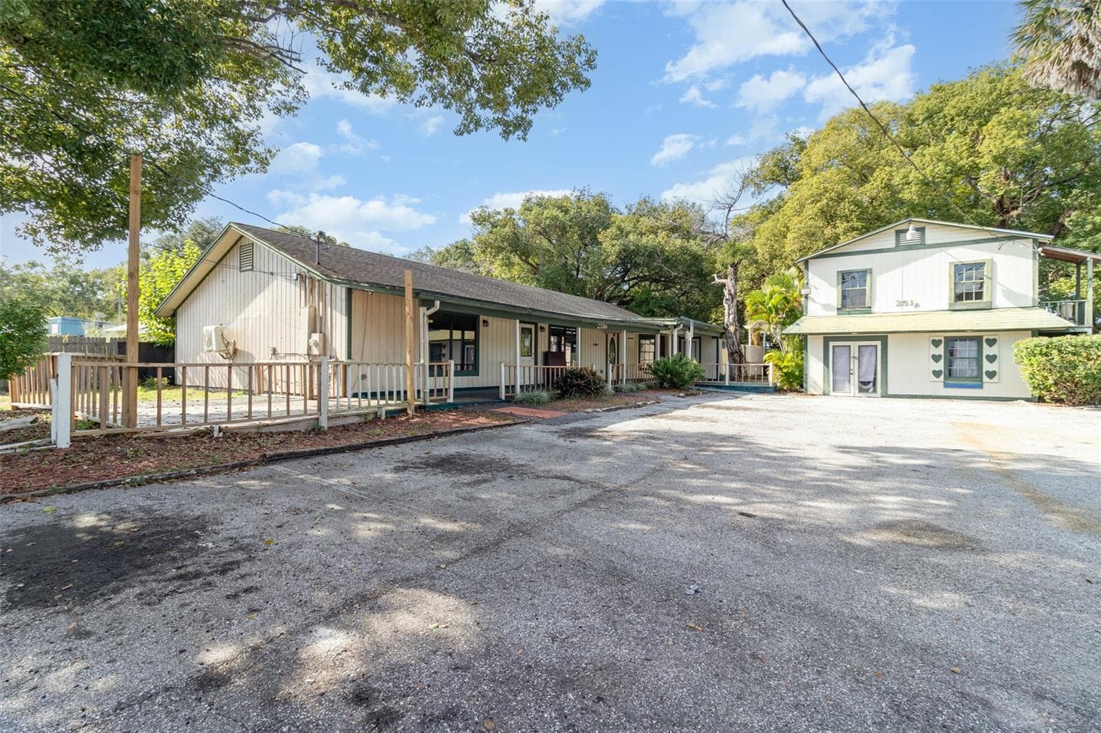 2516 SANFORD AVE