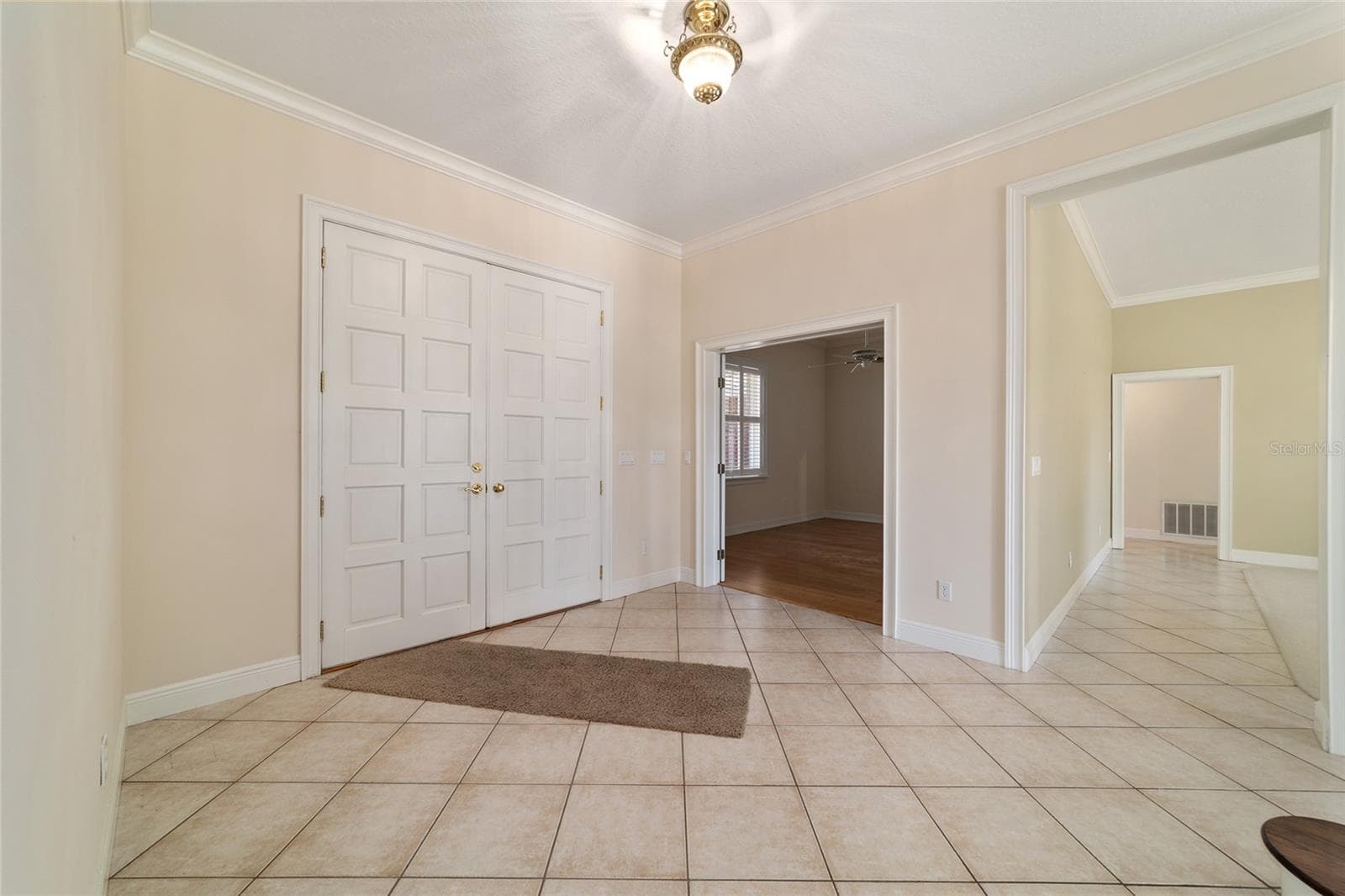 Single Family Residence at 1570 SE 73RD PL, OCALA, photo 4 of 50