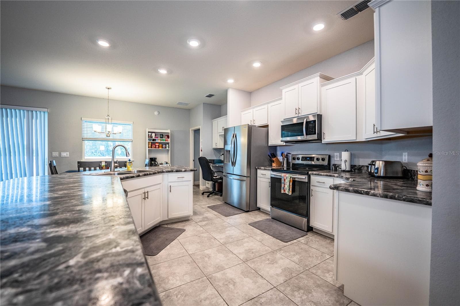 Kitchen - 261 WALKERS POINT DR, AUBURNDALE