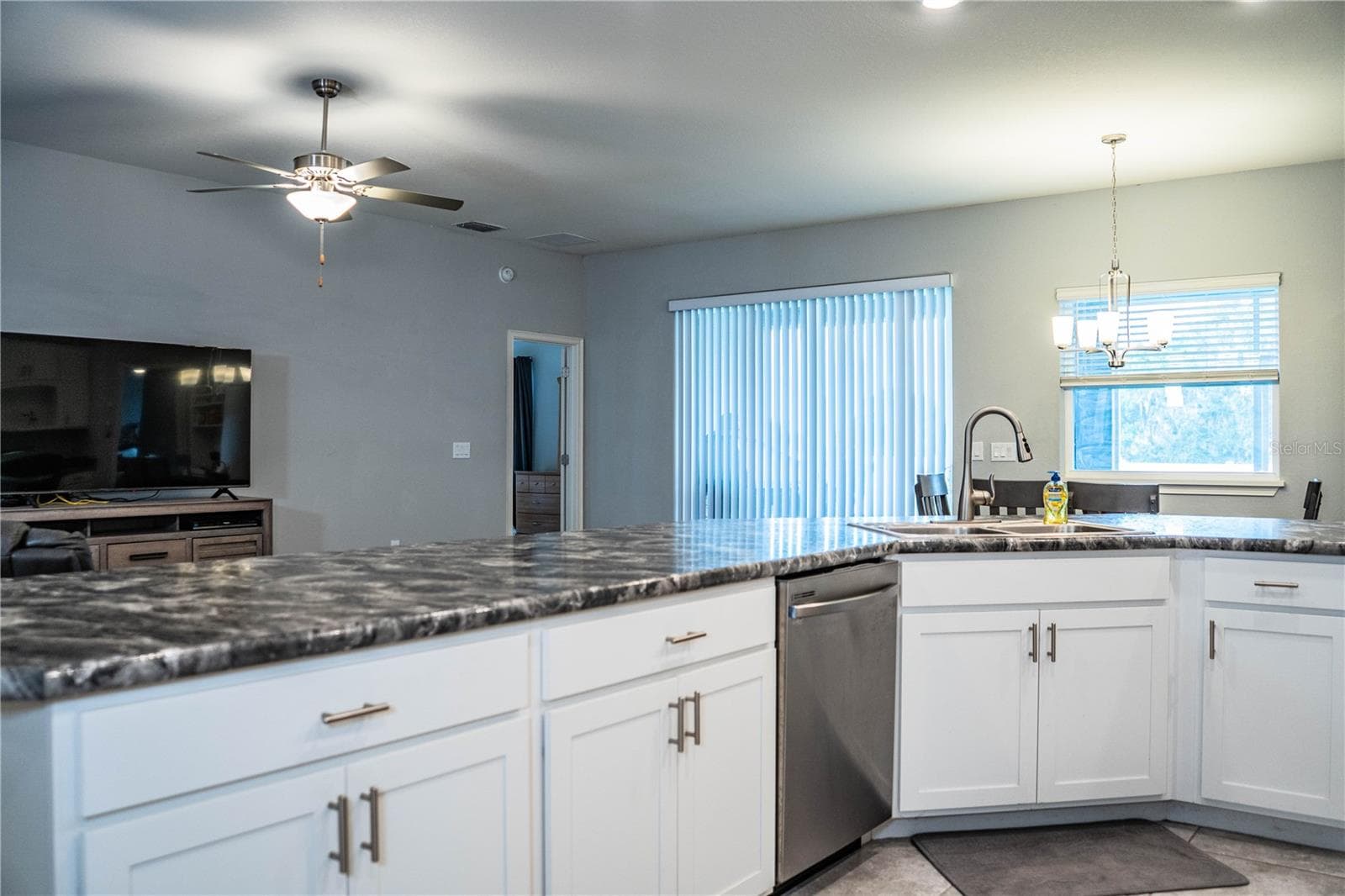 Kitchen - 261 WALKERS POINT DR, AUBURNDALE