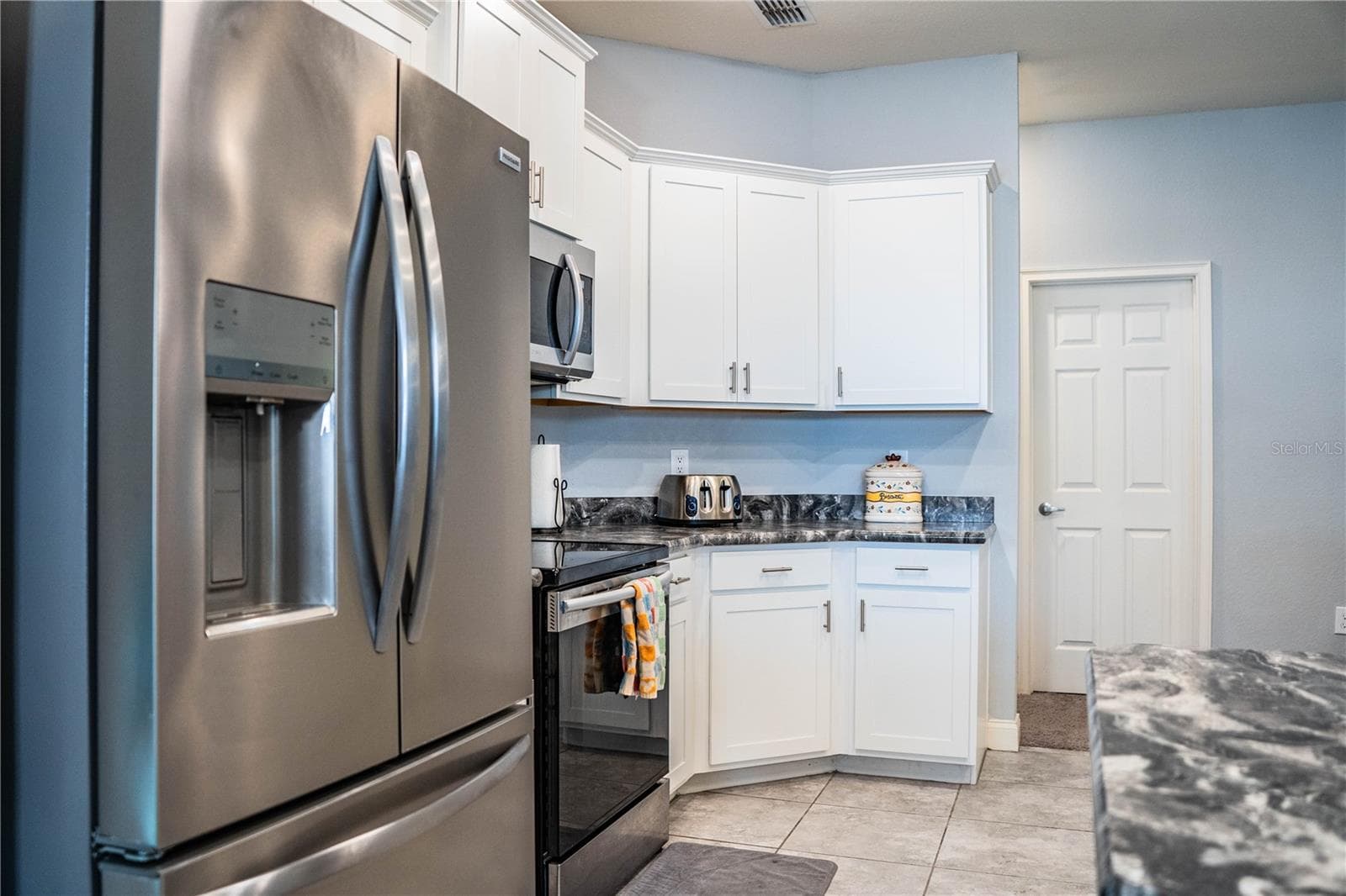 Kitchen - 261 WALKERS POINT DR, AUBURNDALE