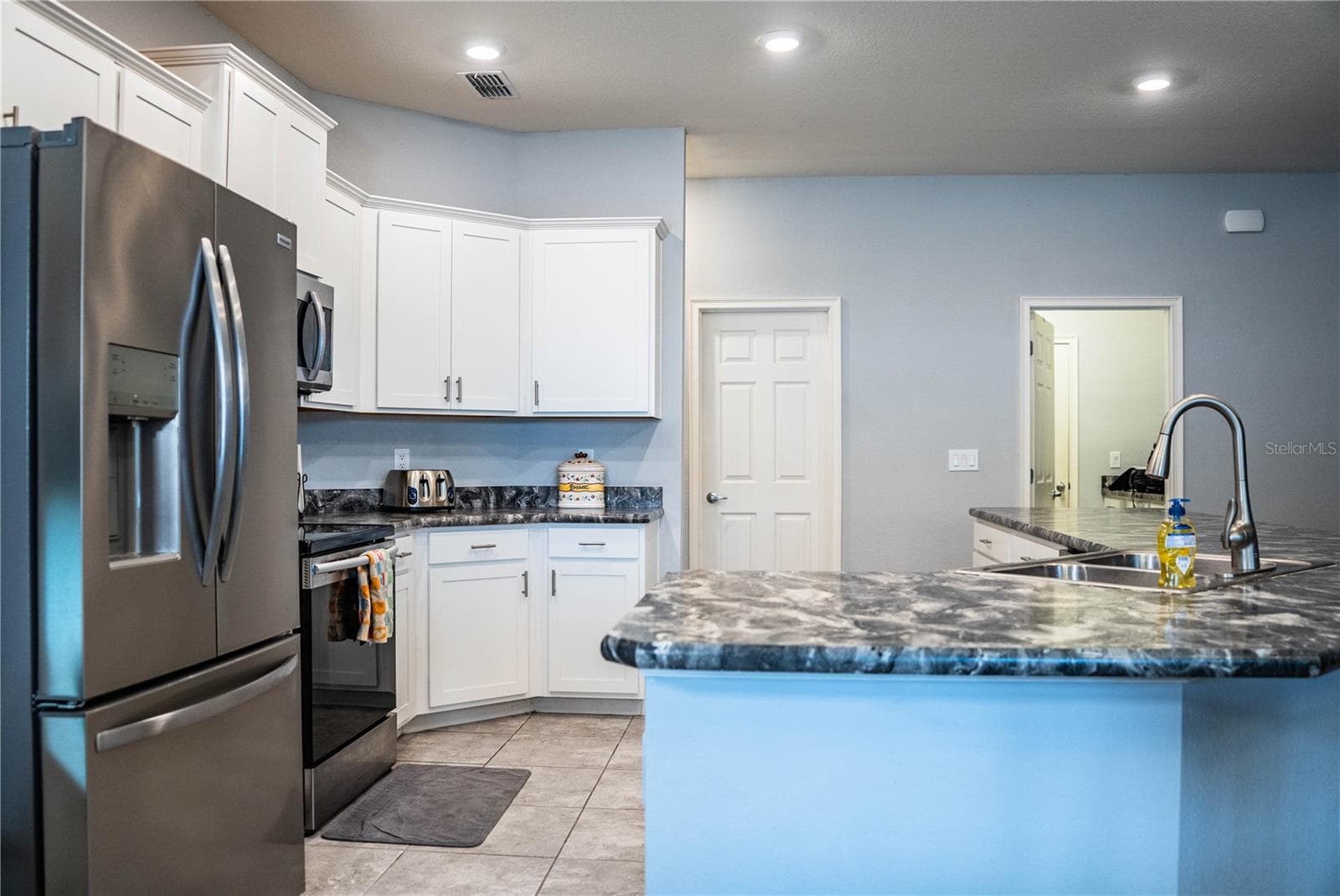 Kitchen - 261 WALKERS POINT DR, AUBURNDALE