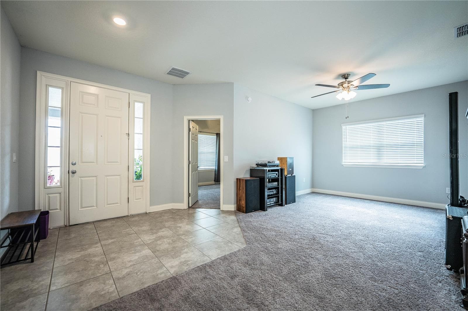 main entrance - 261 WALKERS POINT DR, AUBURNDALE