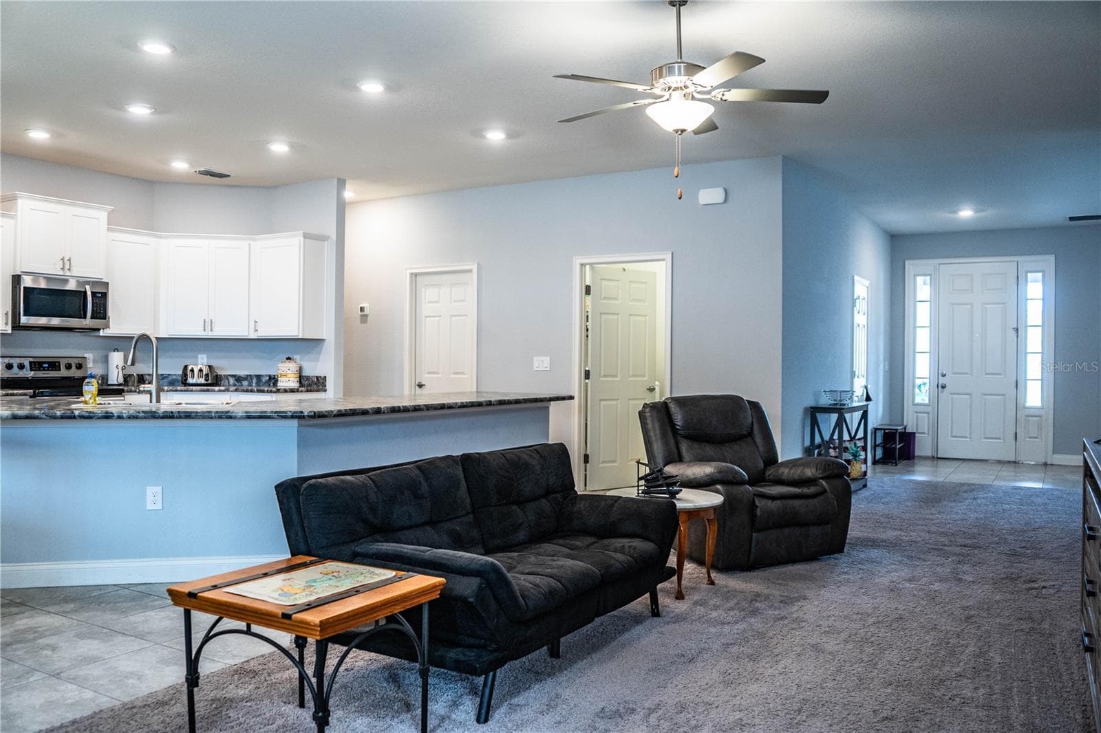 Family room - 261 WALKERS POINT DR, AUBURNDALE