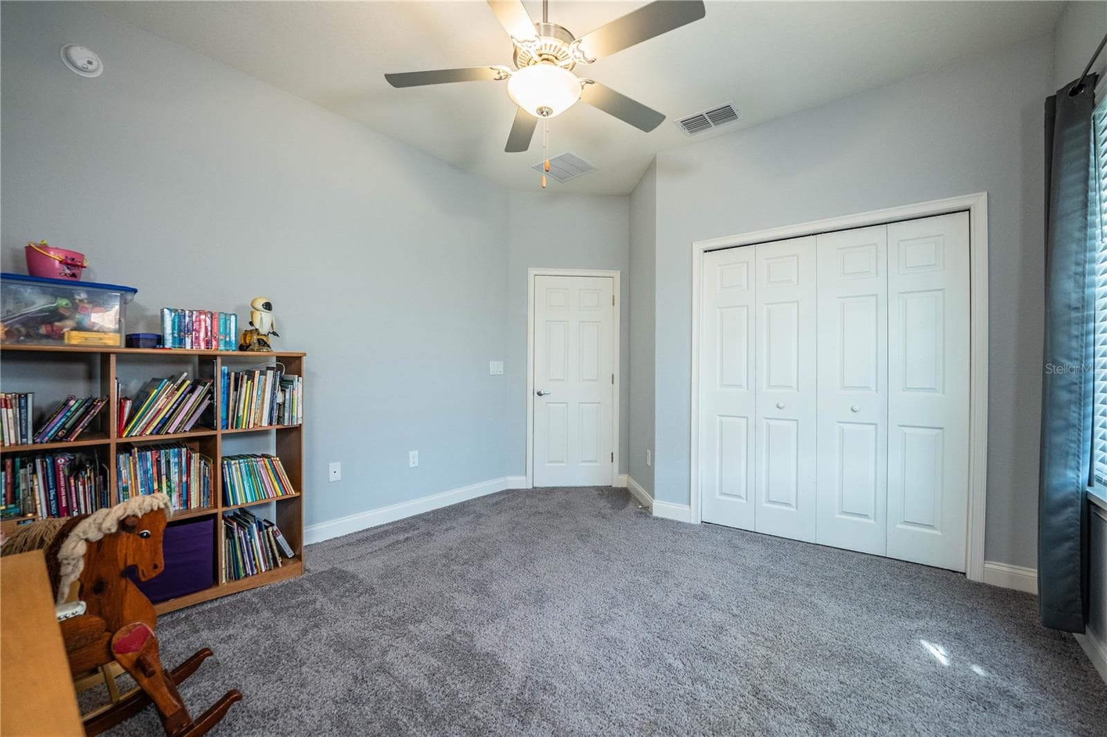 Guest bedroom - 261 WALKERS POINT DR, AUBURNDALE