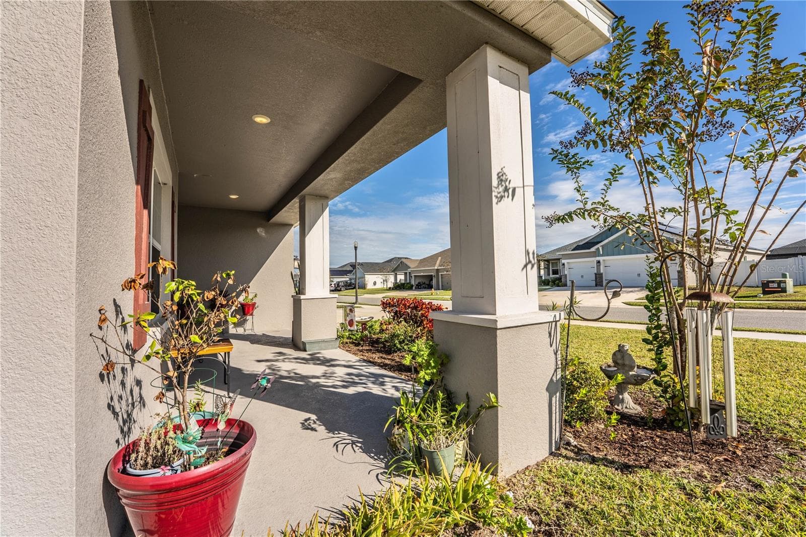 Front entrance - 261 WALKERS POINT DR, AUBURNDALE