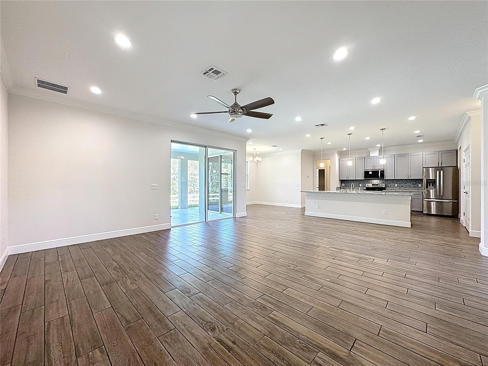 Single Family Residence at 3110 CARNEGIE AVE, ORLANDO, photo 4 of 71