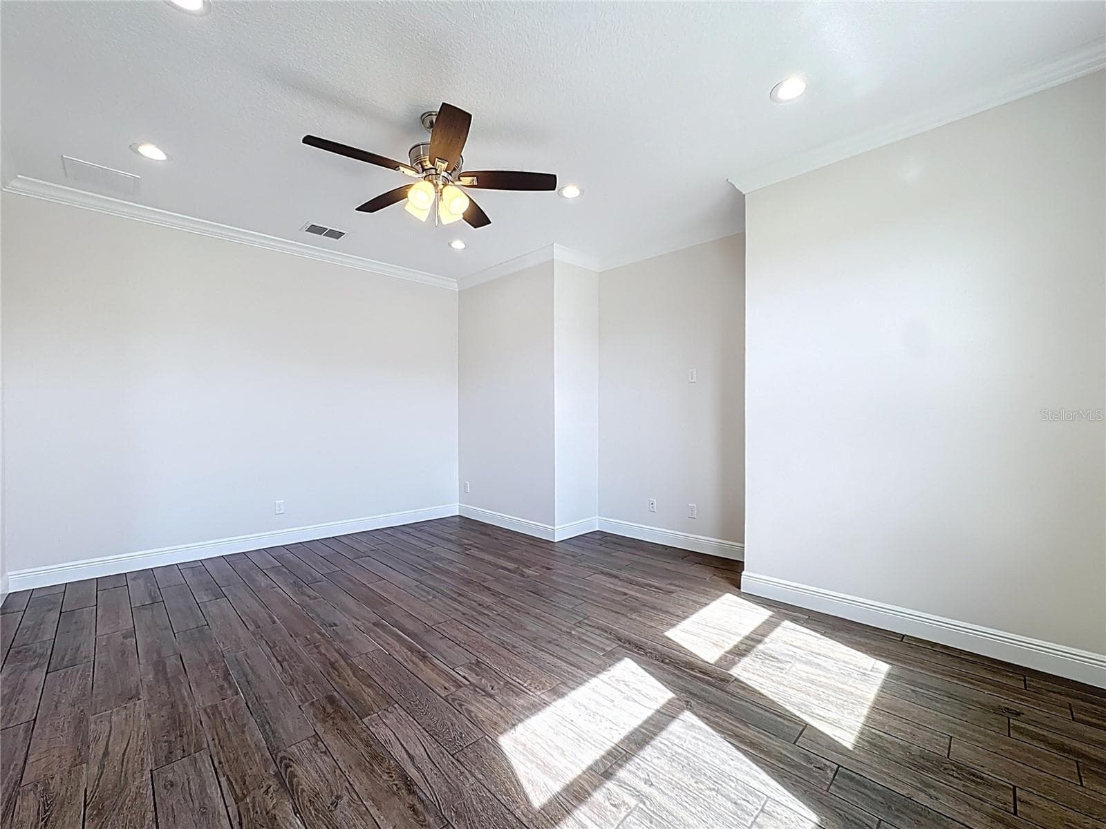 Single Family Residence at 3110 CARNEGIE AVE, ORLANDO, photo 9 of 71