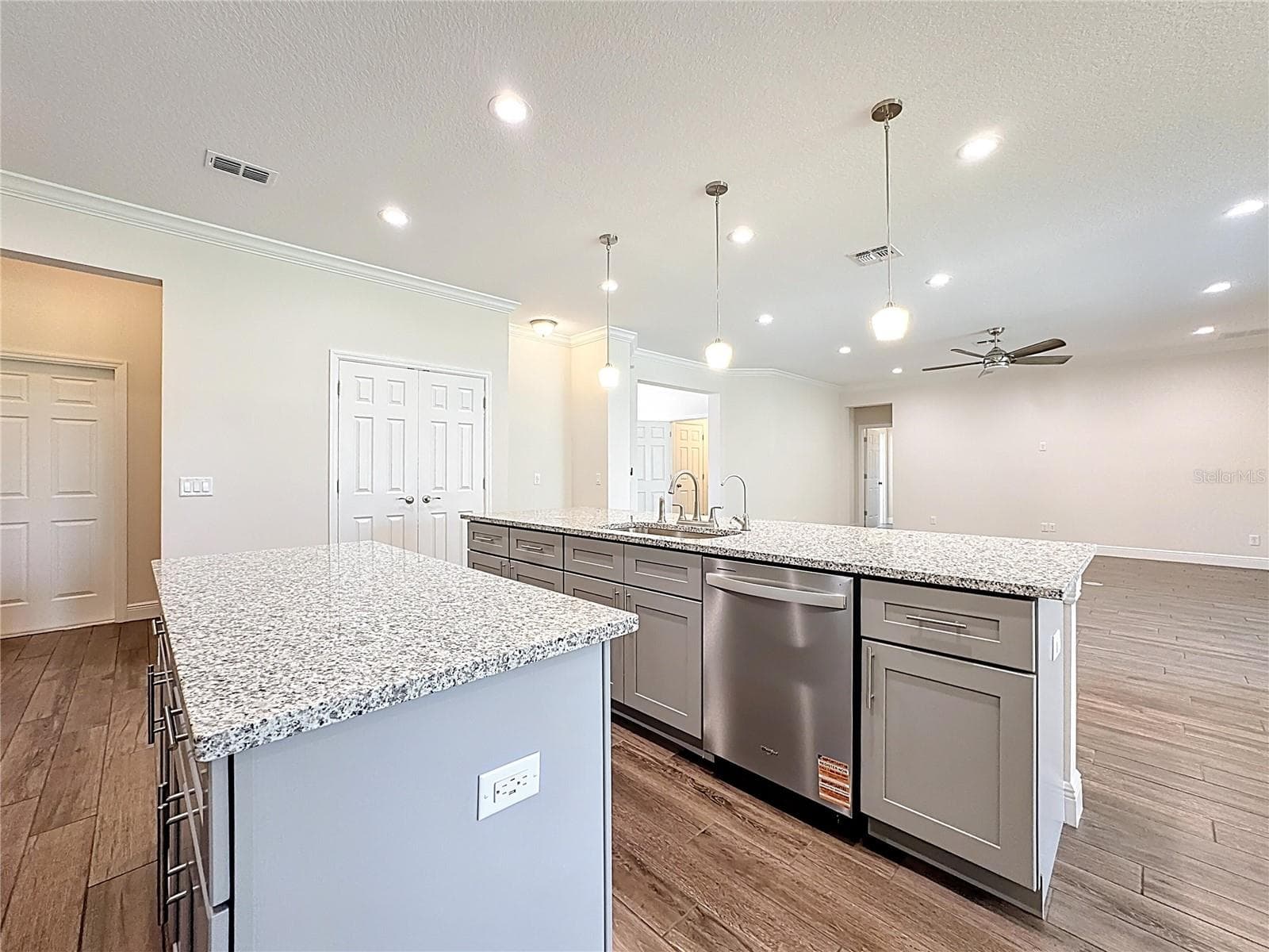 Single Family Residence at 3110 CARNEGIE AVE, ORLANDO, photo 15 of 71