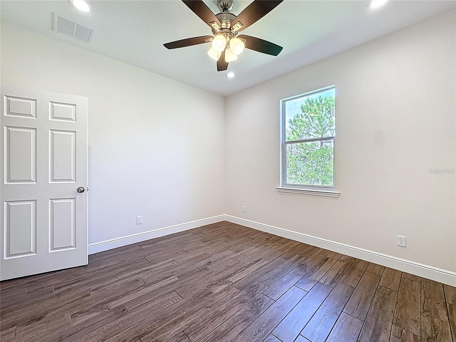Single Family Residence at 3110 CARNEGIE AVE, ORLANDO, photo 43 of 71