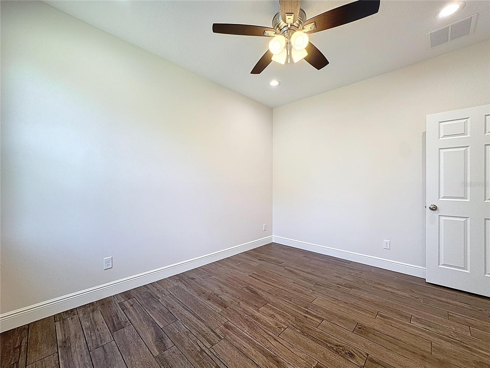 Single Family Residence at 3110 CARNEGIE AVE, ORLANDO, photo 45 of 71