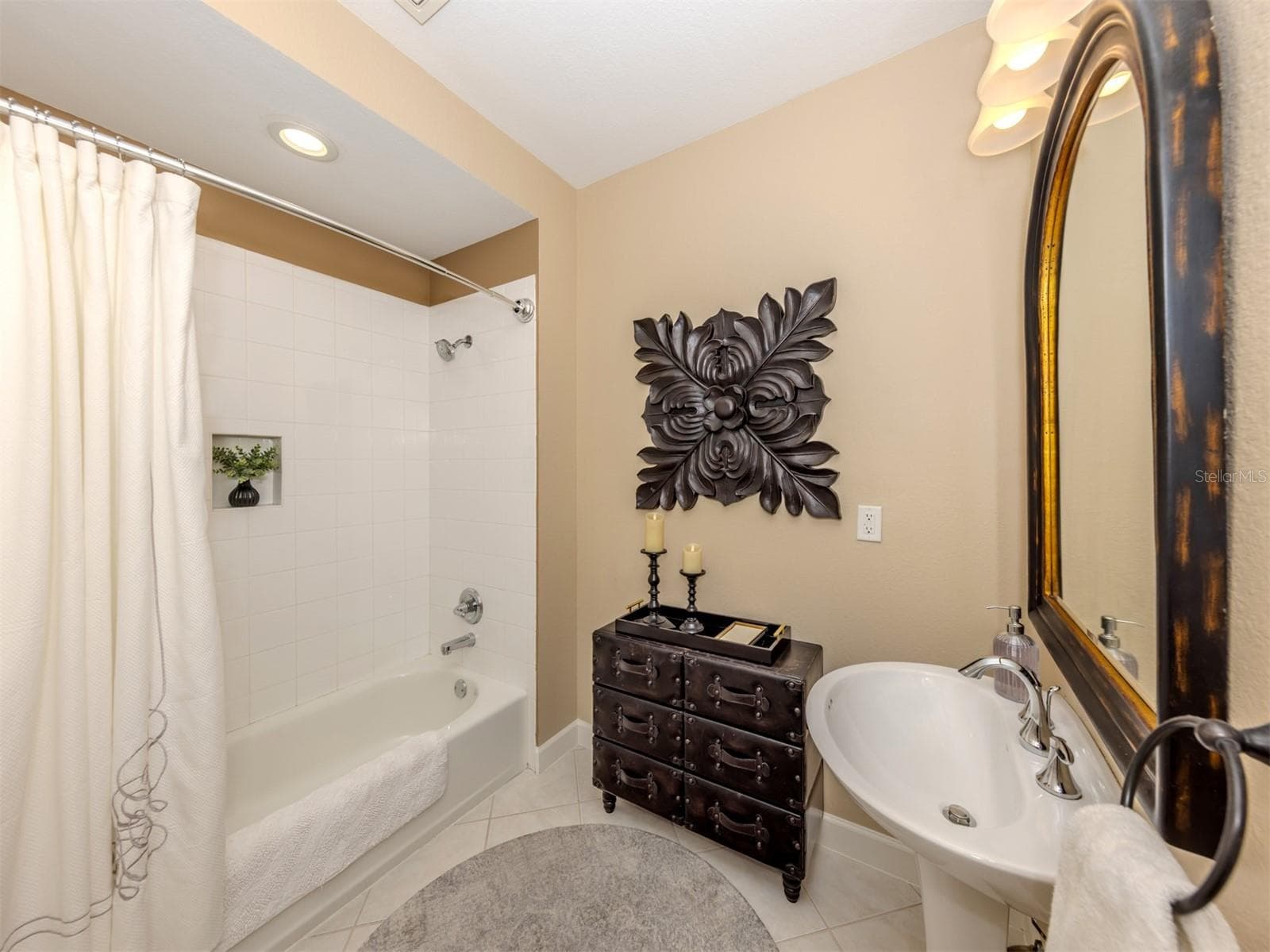 Condominium at 114 BELLA VISTA TER #6B, NORTH VENICE, photo 20 of 55