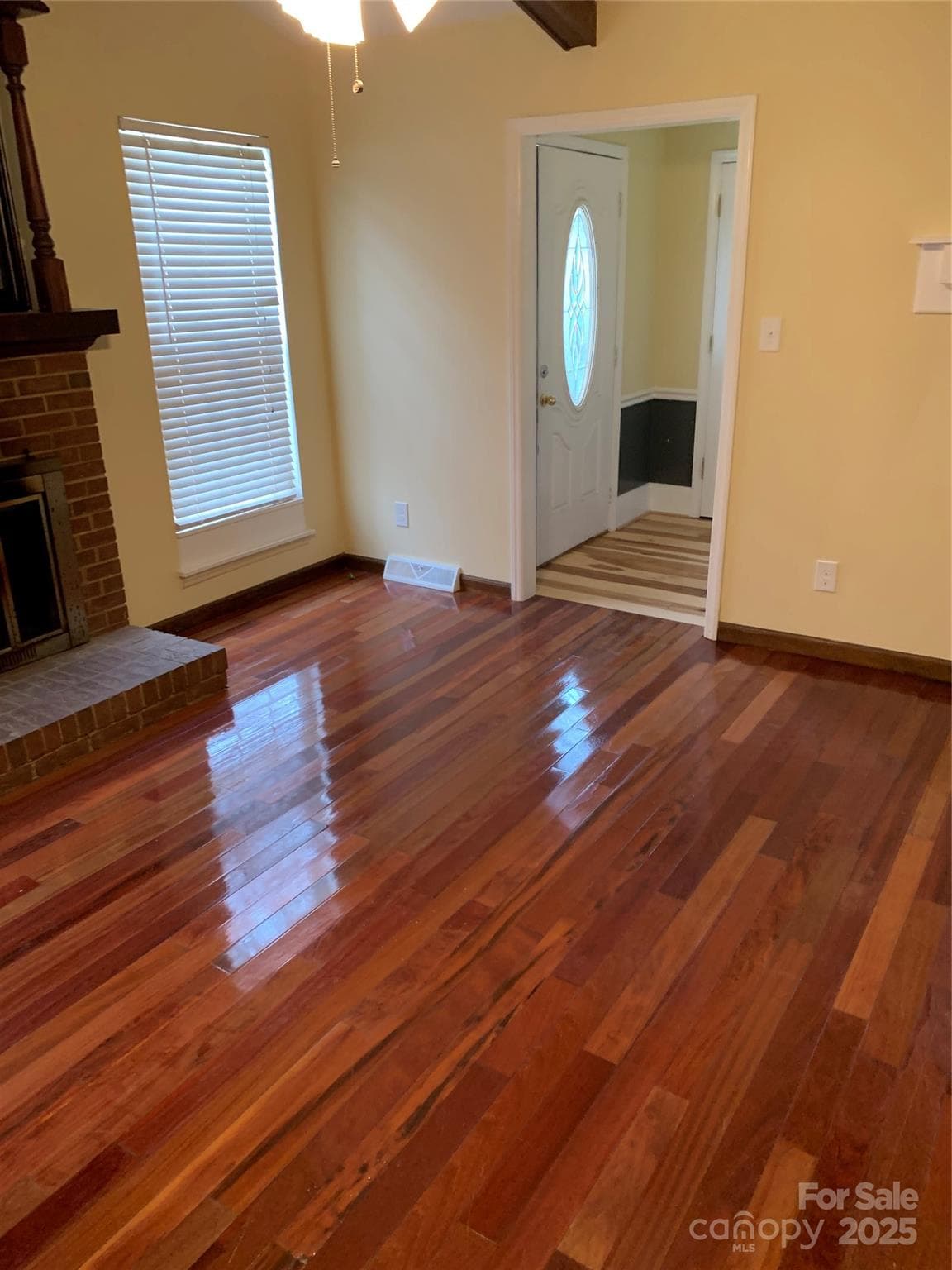 Single Family Residence at 9318 Winter Elm Lane, Charlotte, photo 5 of 11