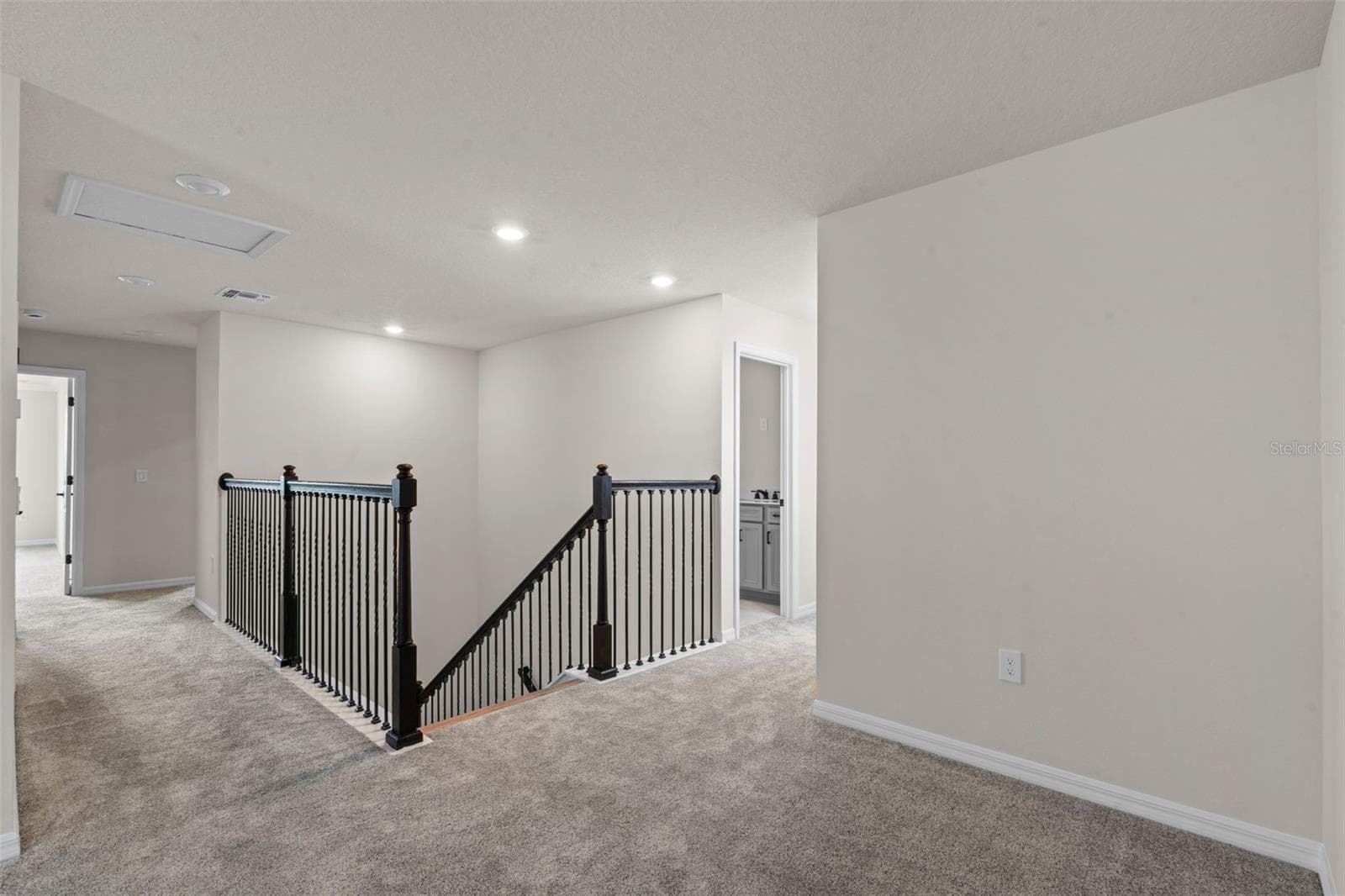 Single Family Residence at 10245 PARK ESTATES AVE, ORLANDO, photo 7 of 24