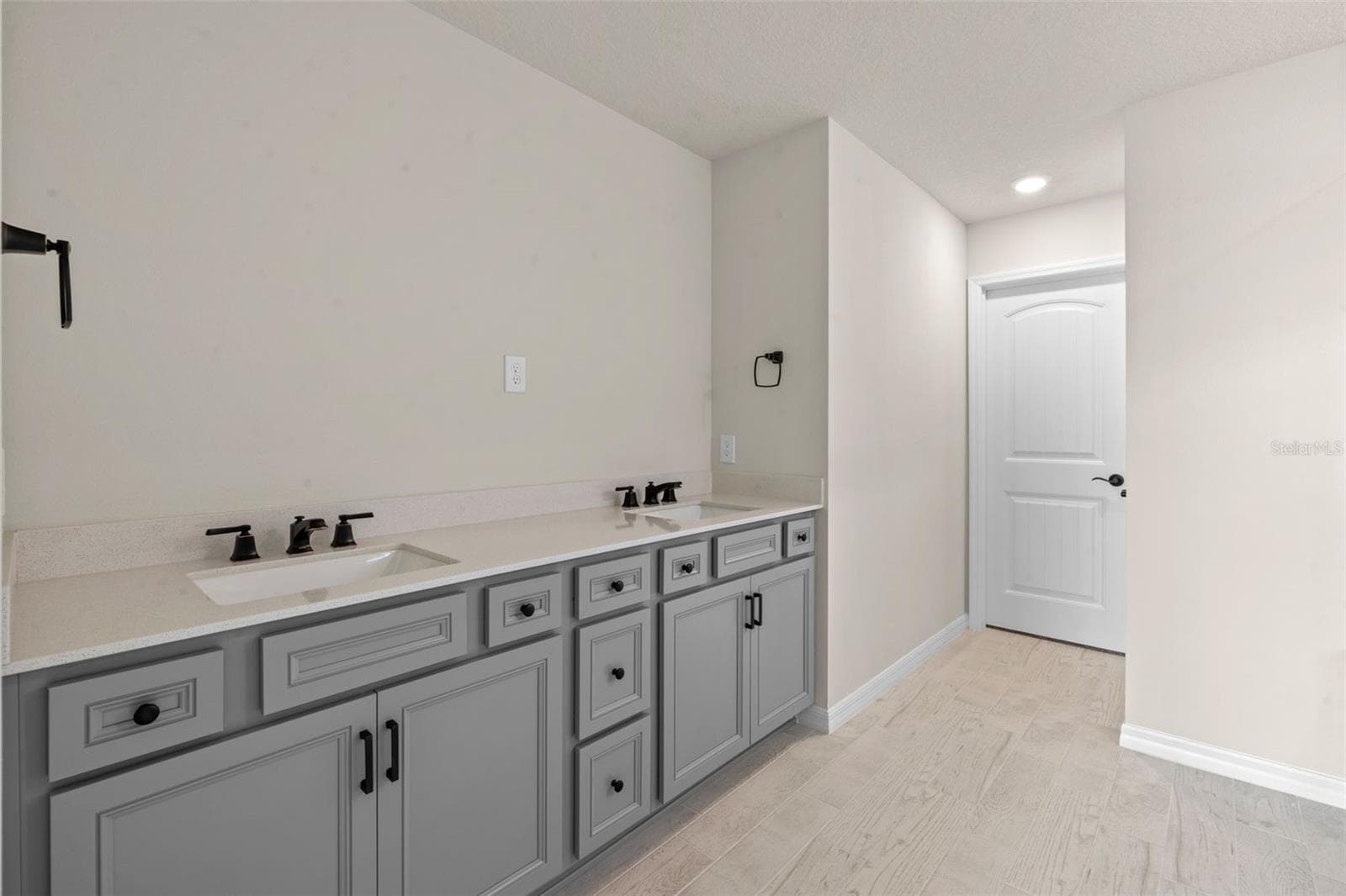 Single Family Residence at 10245 PARK ESTATES AVE, ORLANDO, photo 14 of 24