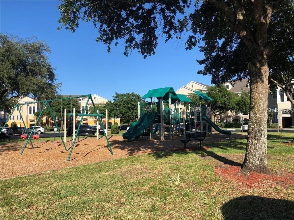 Condominium at 3593 CONROY RD #421, ORLANDO, photo 17 of 28