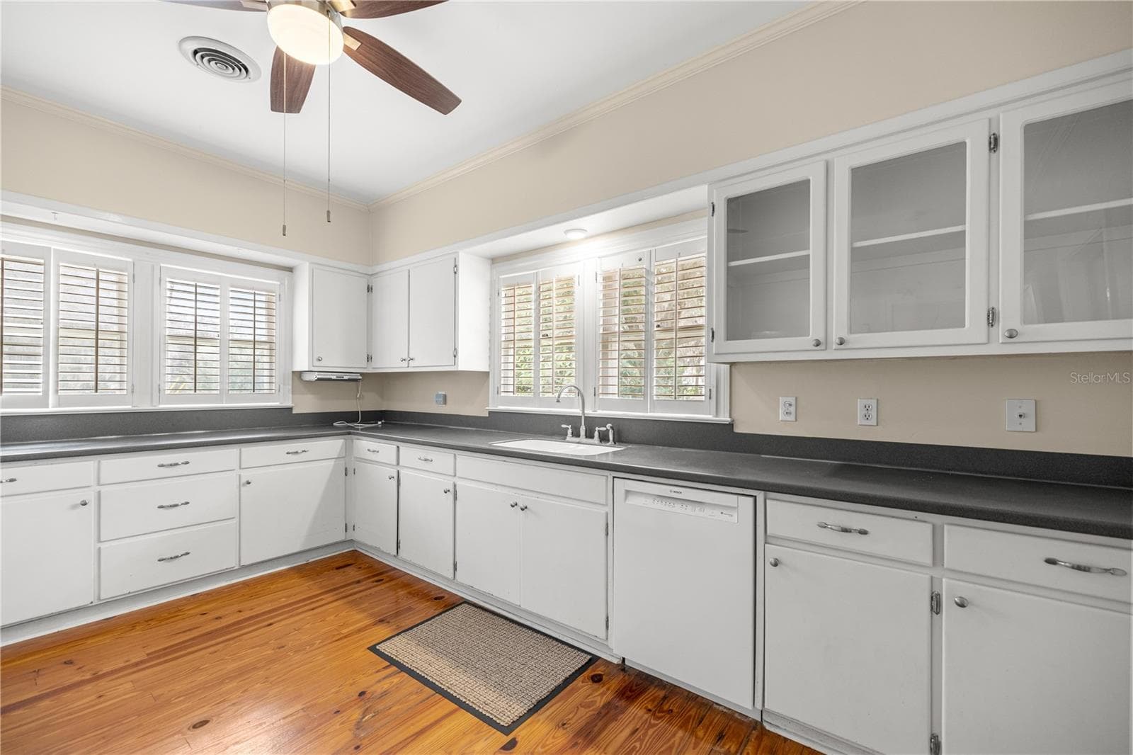 Single Family Residence at 5915 AVENUE F, MC INTOSH, photo 6 of 52