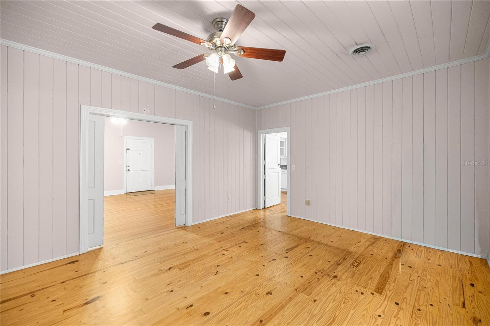 Single Family Residence at 5915 AVENUE F, MC INTOSH, photo 14 of 52