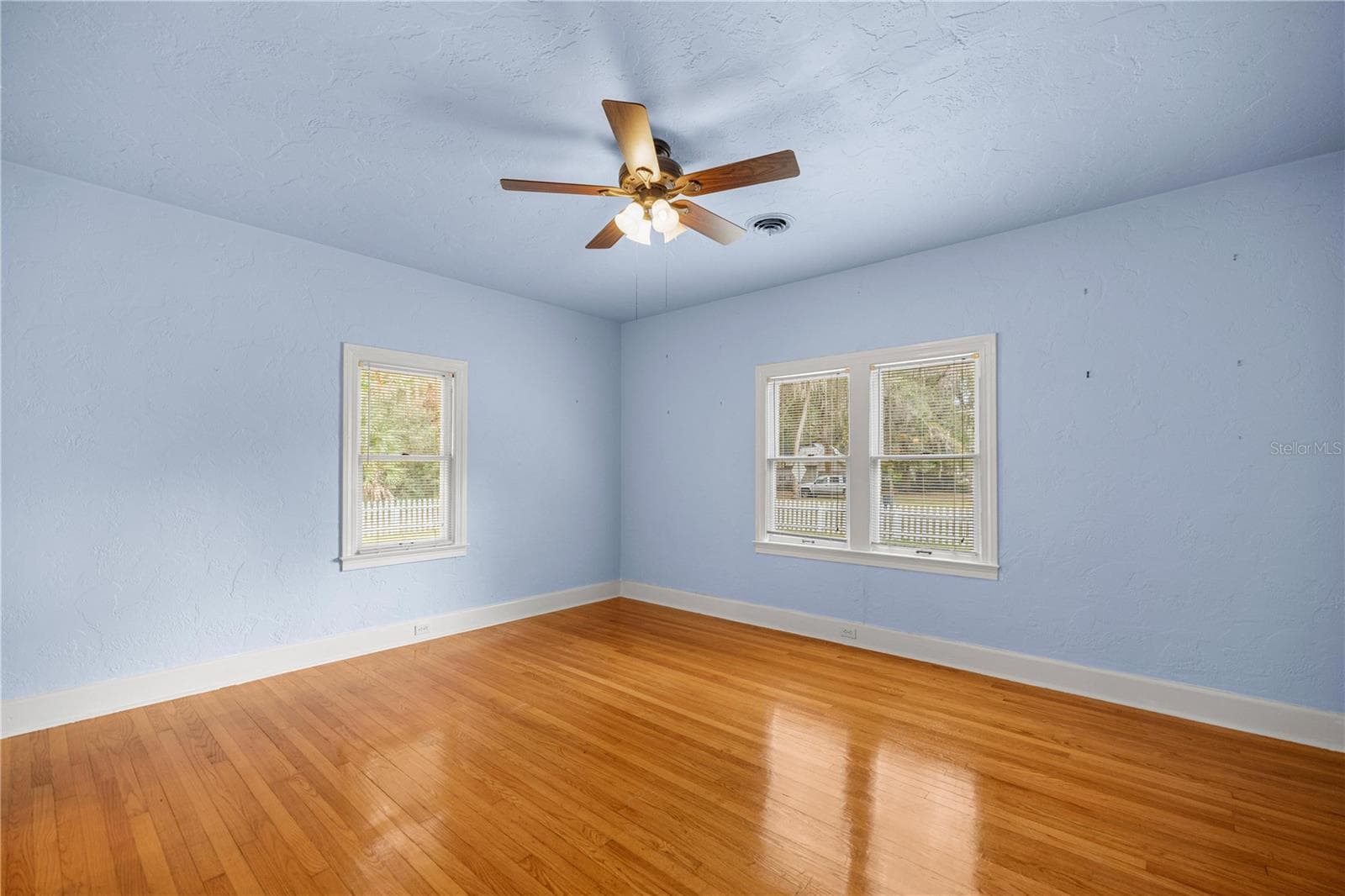 Single Family Residence at 5915 AVENUE F, MC INTOSH, photo 20 of 52