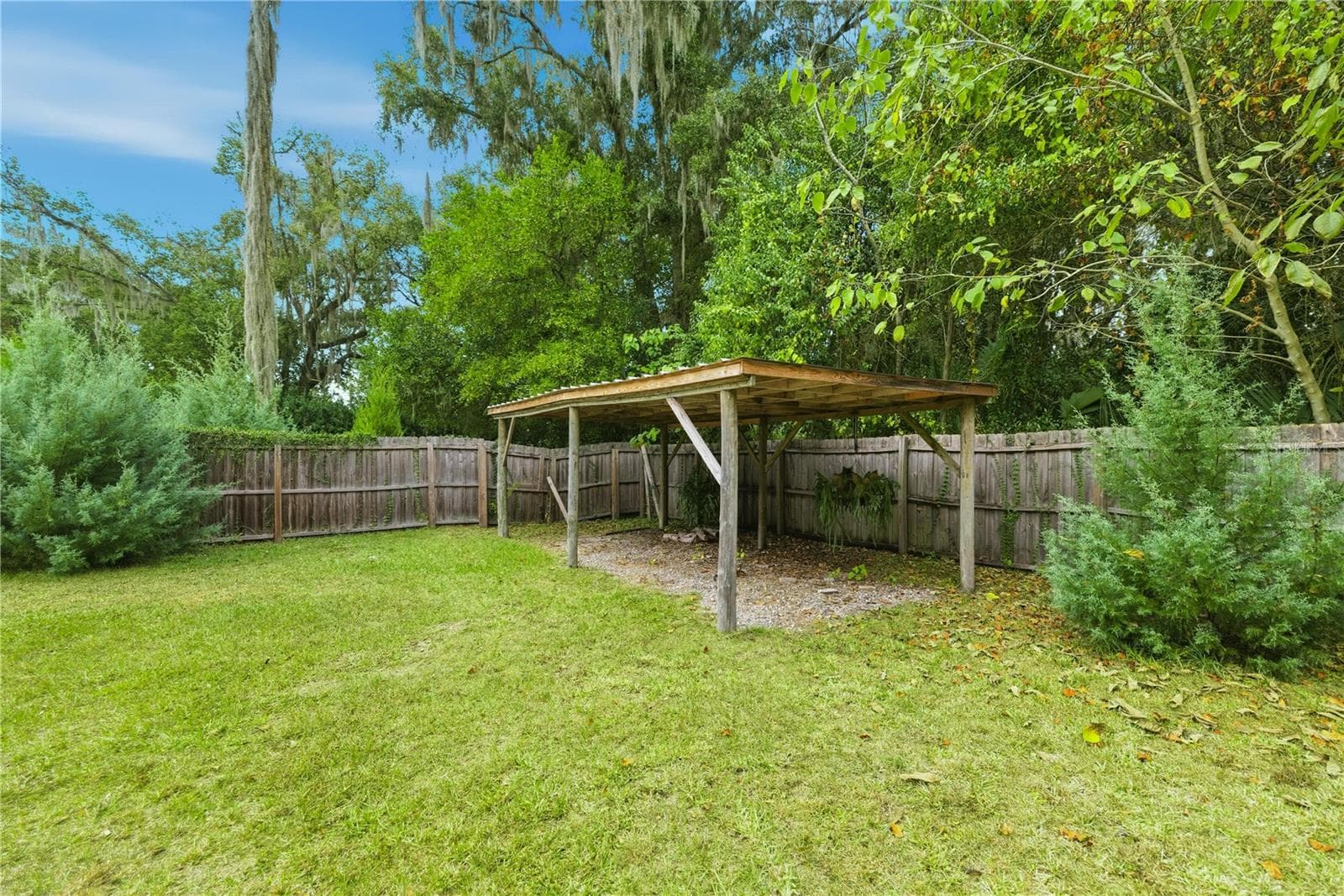 Carport - 5915 AVENUE F, MC INTOSH