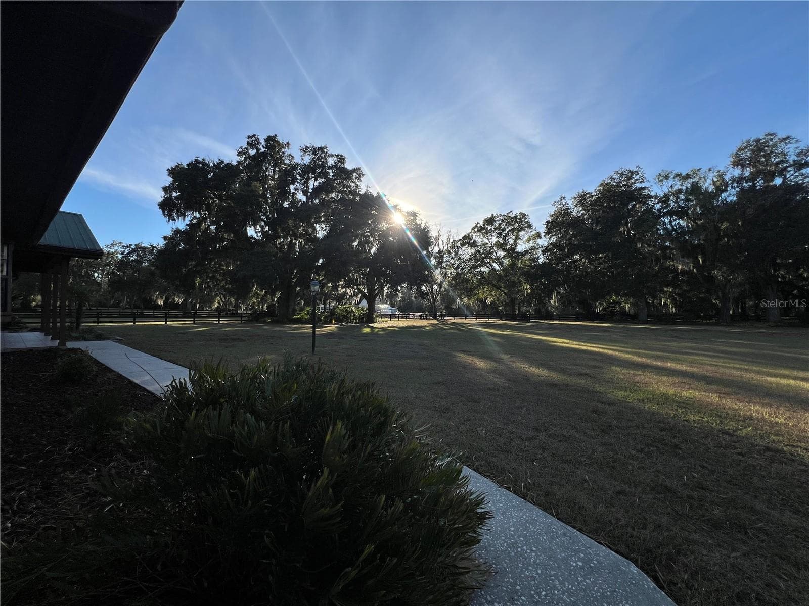 Single Family Residence at 5912 BAILEY RD, PLANT CITY, photo 2 of 30